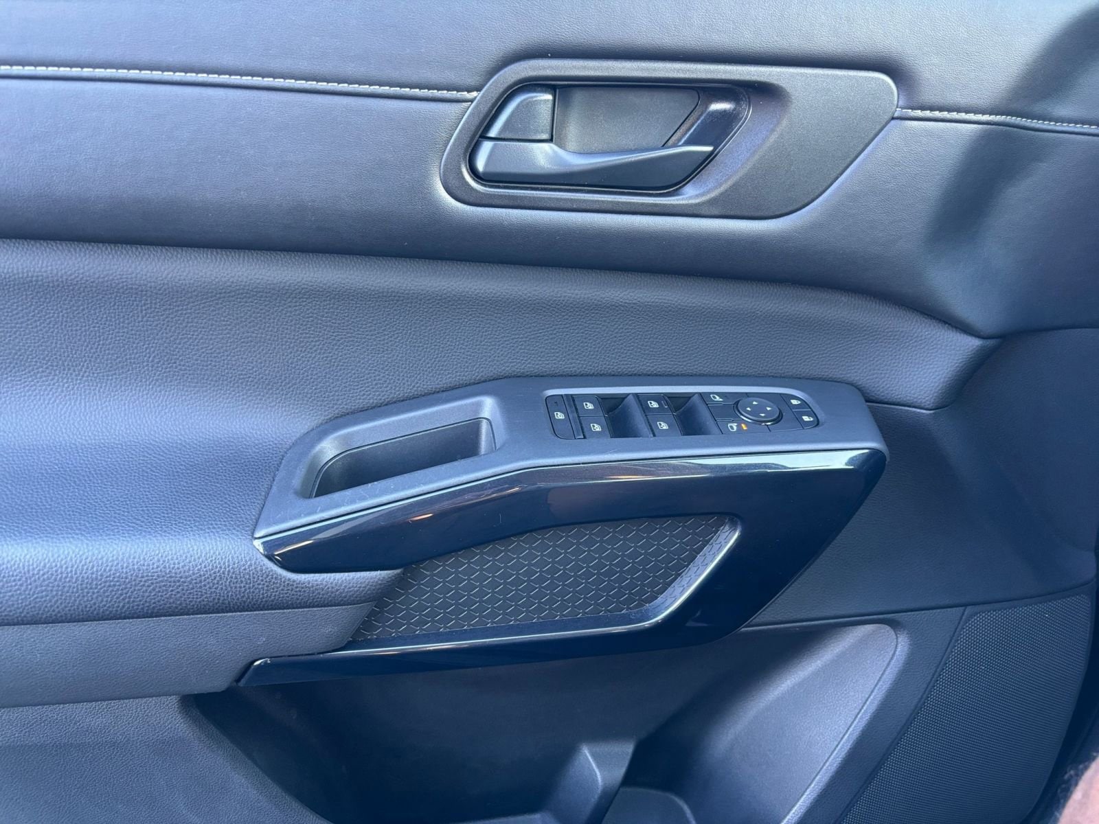 Thumbnail: 2025 Nissan Pathfinder - 20