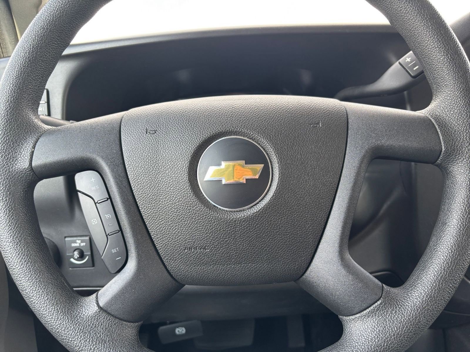 Thumbnail: 2025 Chevrolet Express - 27