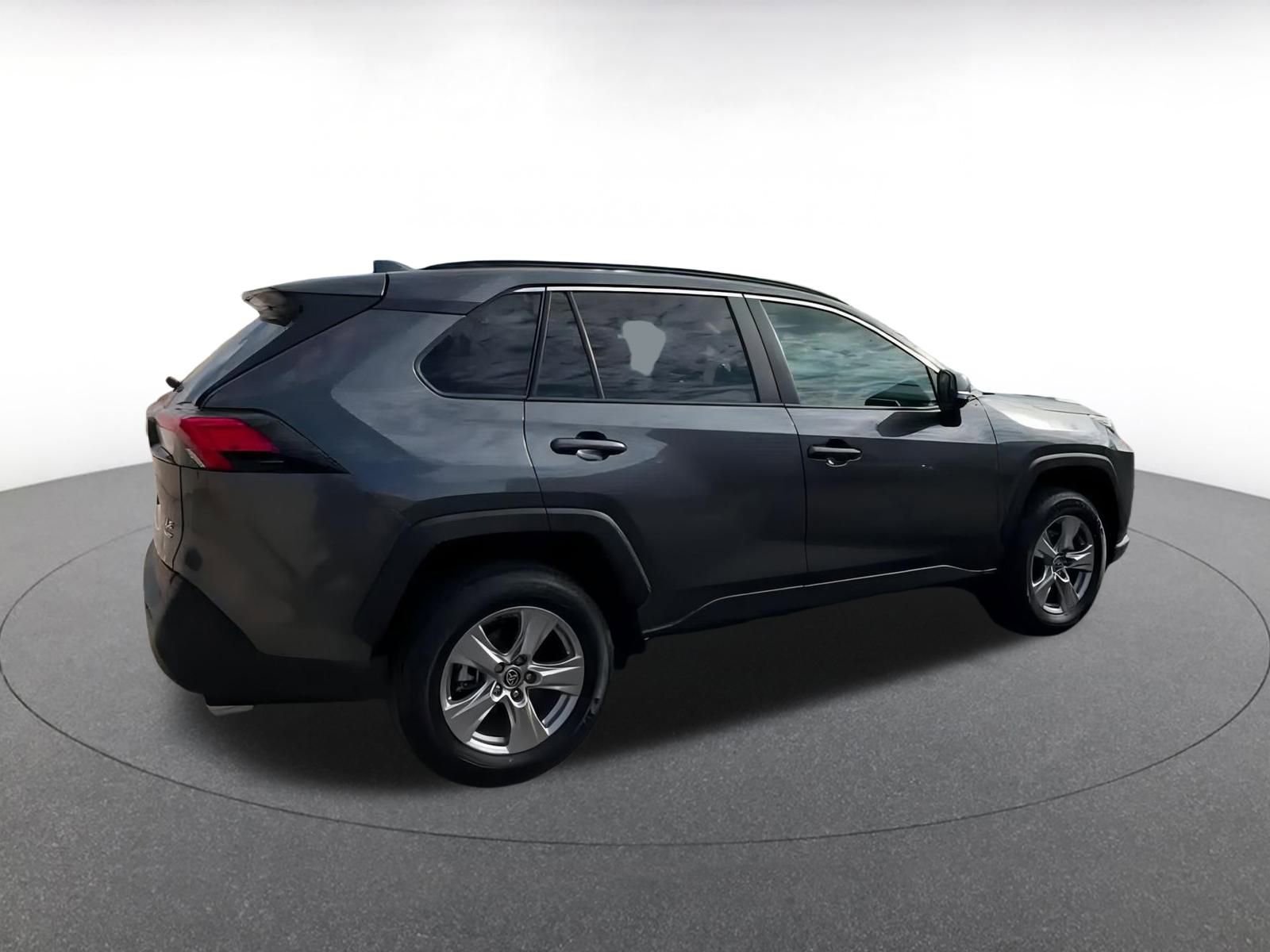 Thumbnail: 2025 Toyota RAV4 - 15