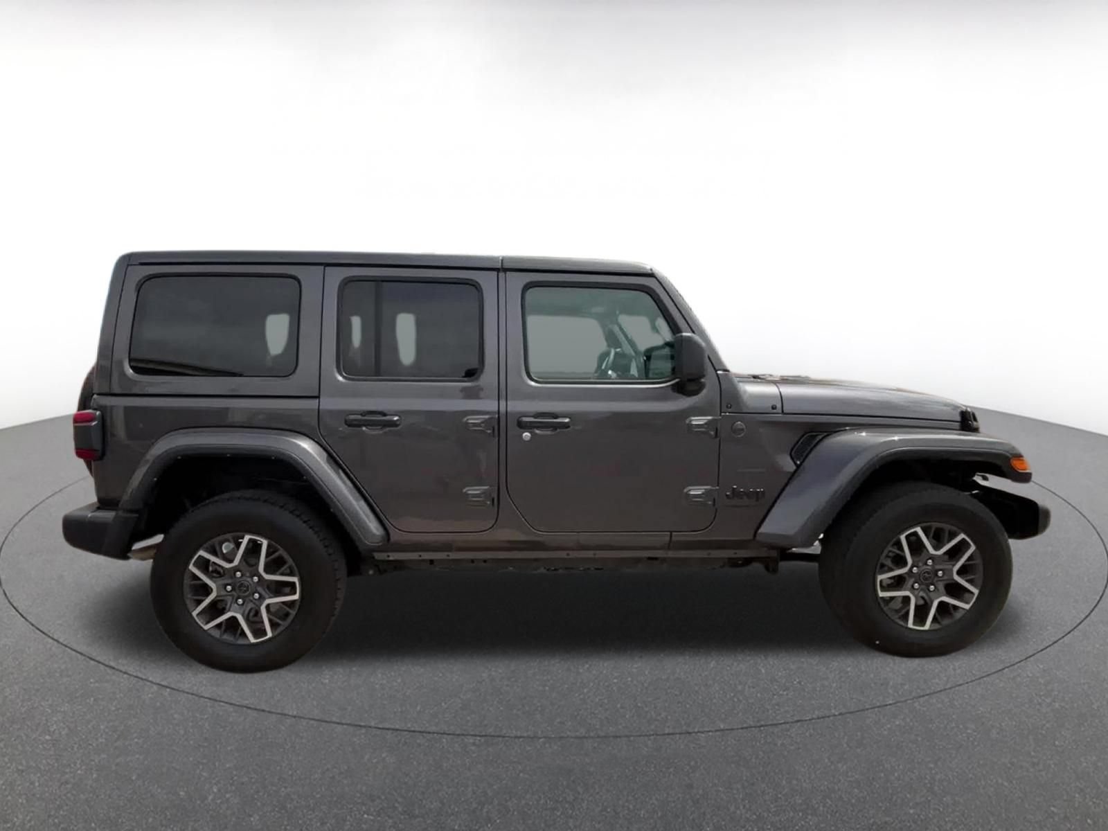 Thumbnail: 2025 Jeep Wrangler - 16