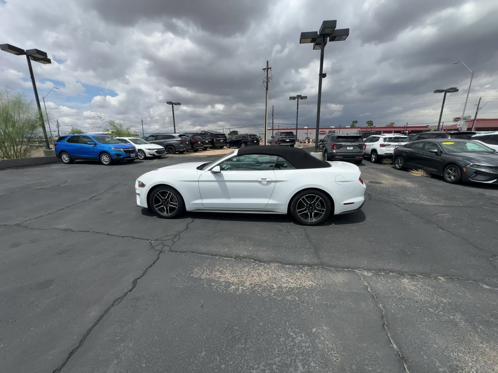 Thumbnail: 2022 Ford Mustang - 16