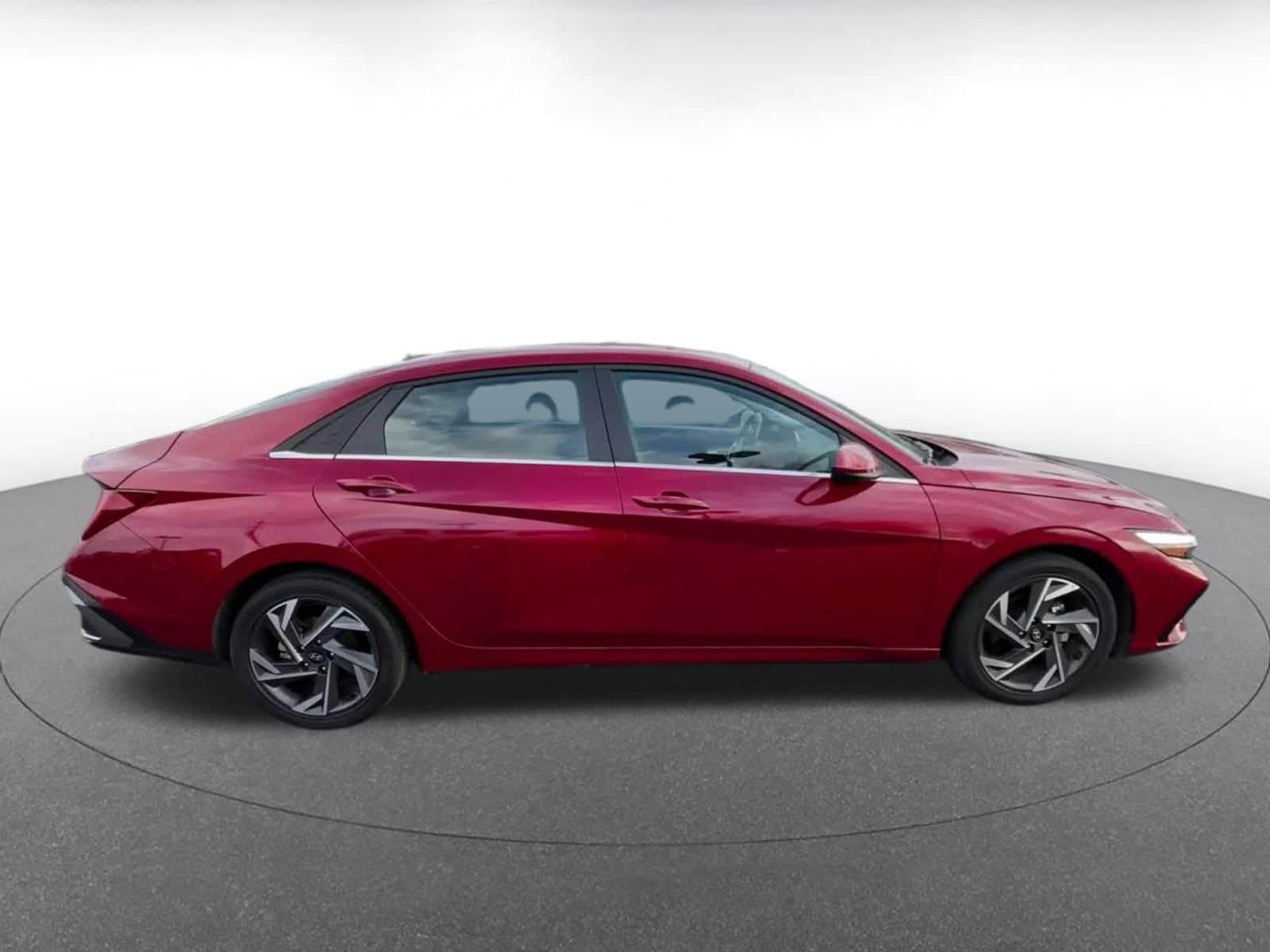 Thumbnail: 2025 Hyundai Elantra - 16