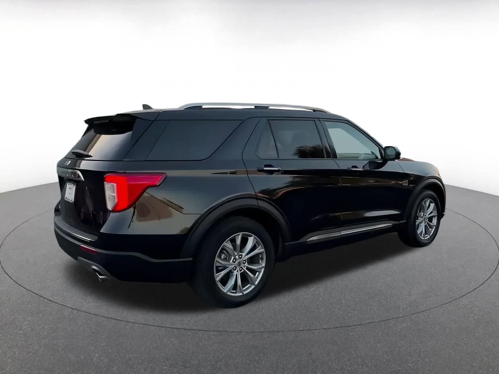 Thumbnail: 2024 Ford Explorer - 15