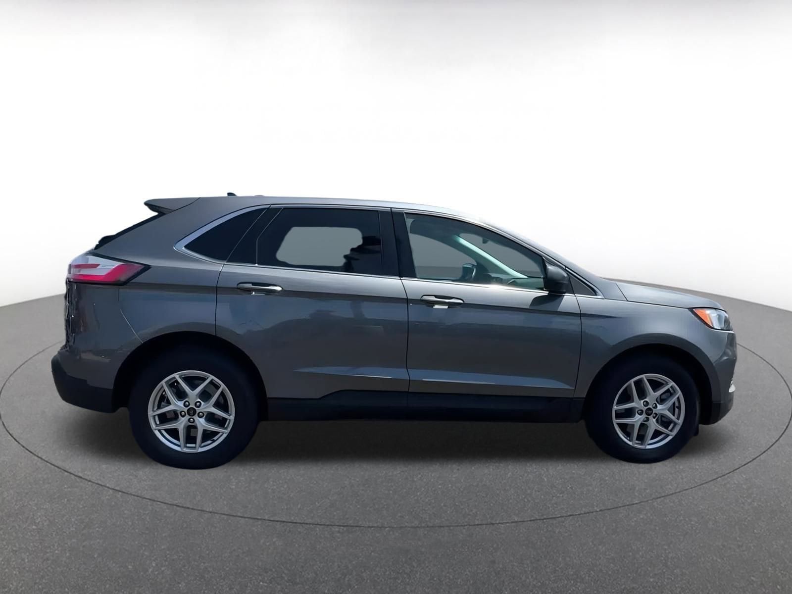 Thumbnail: 2024 Ford Edge - 16