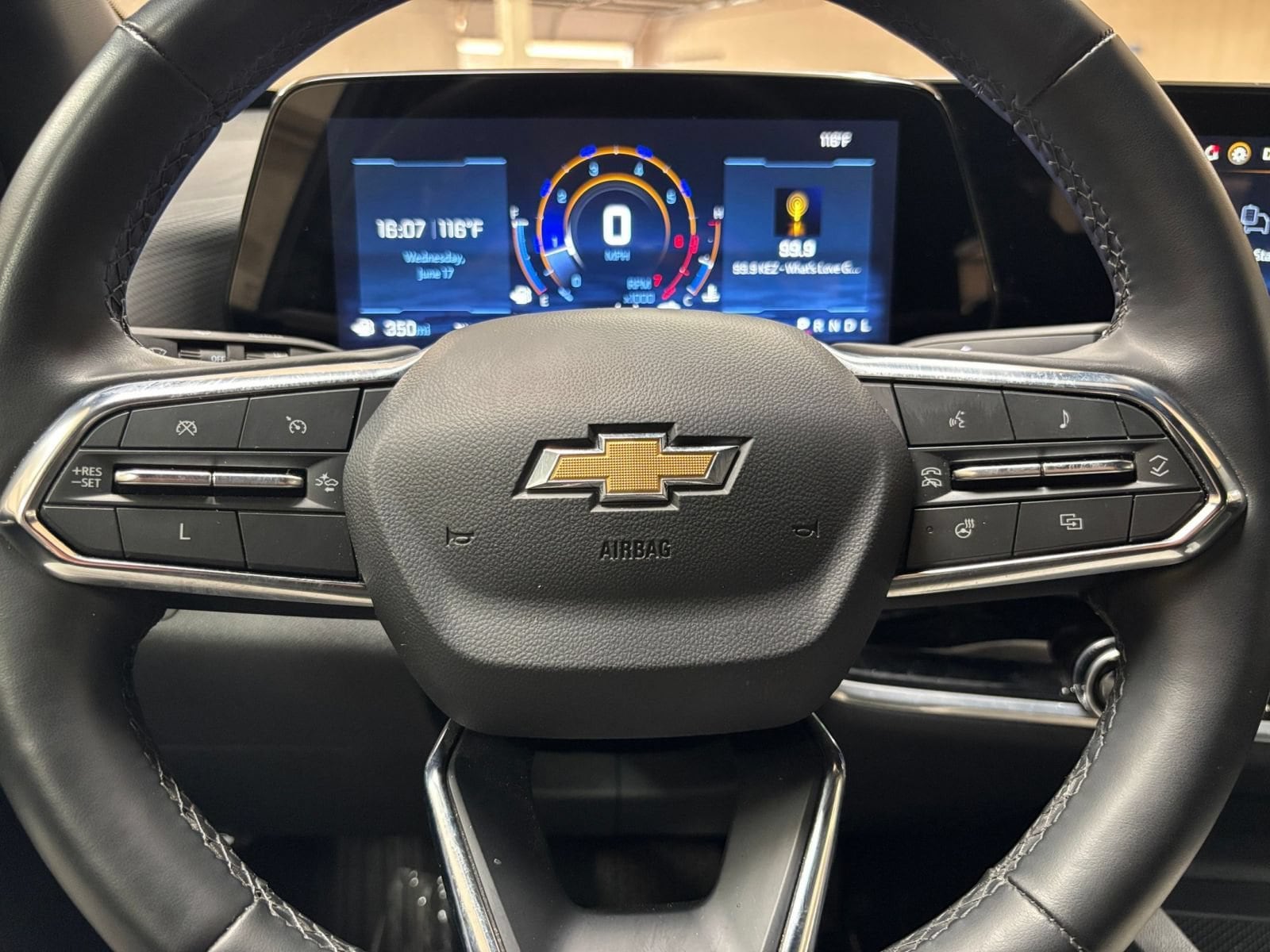 Thumbnail: 2025 Chevrolet Equinox - 28