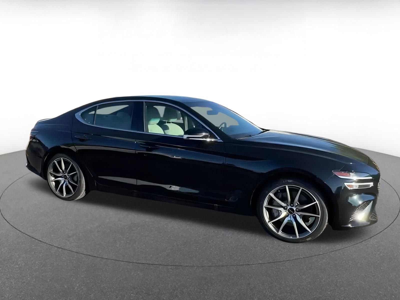 Thumbnail: 2025 Genesis G70 - 16