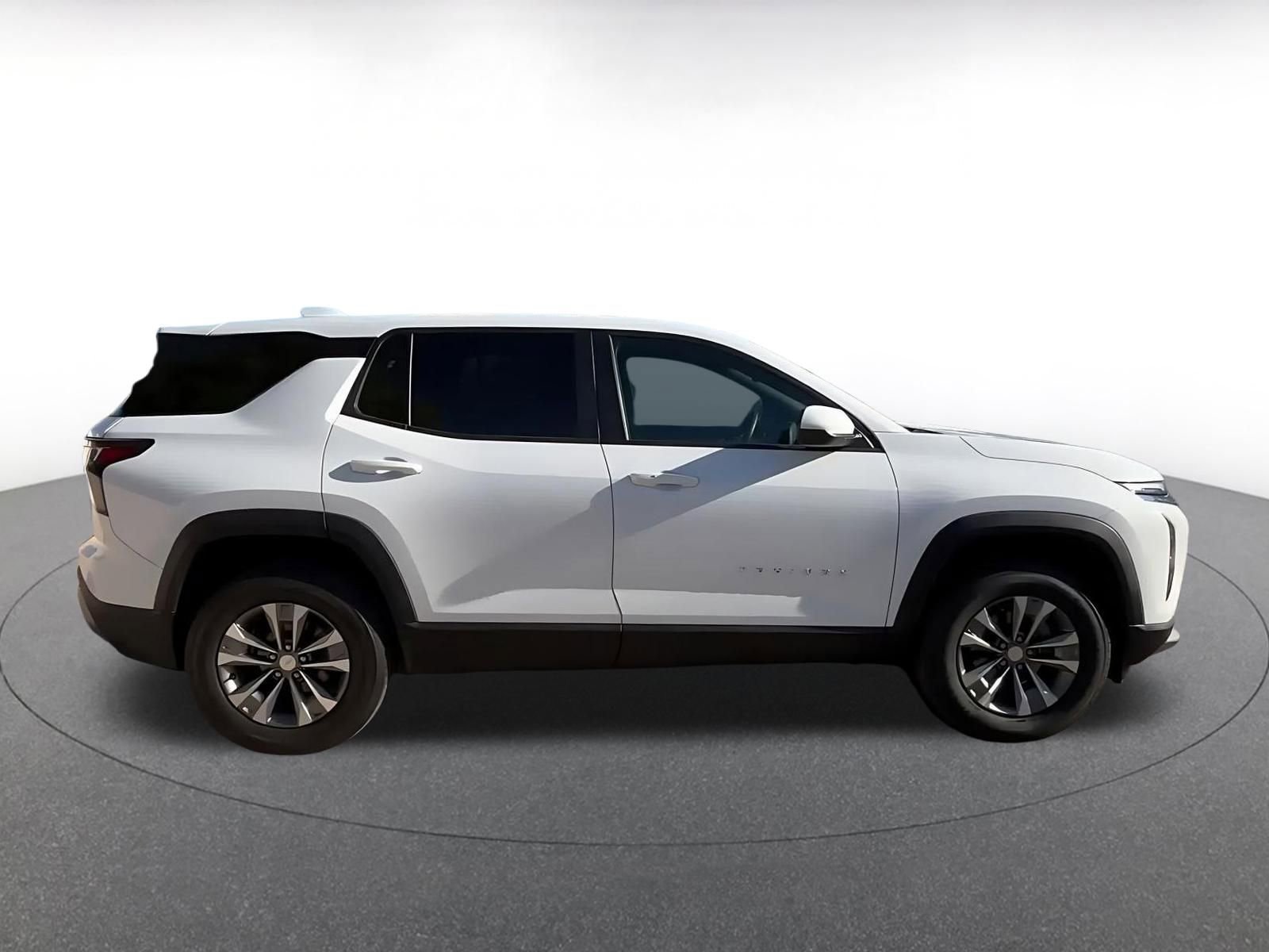 Thumbnail: 2025 Chevrolet Equinox - 16
