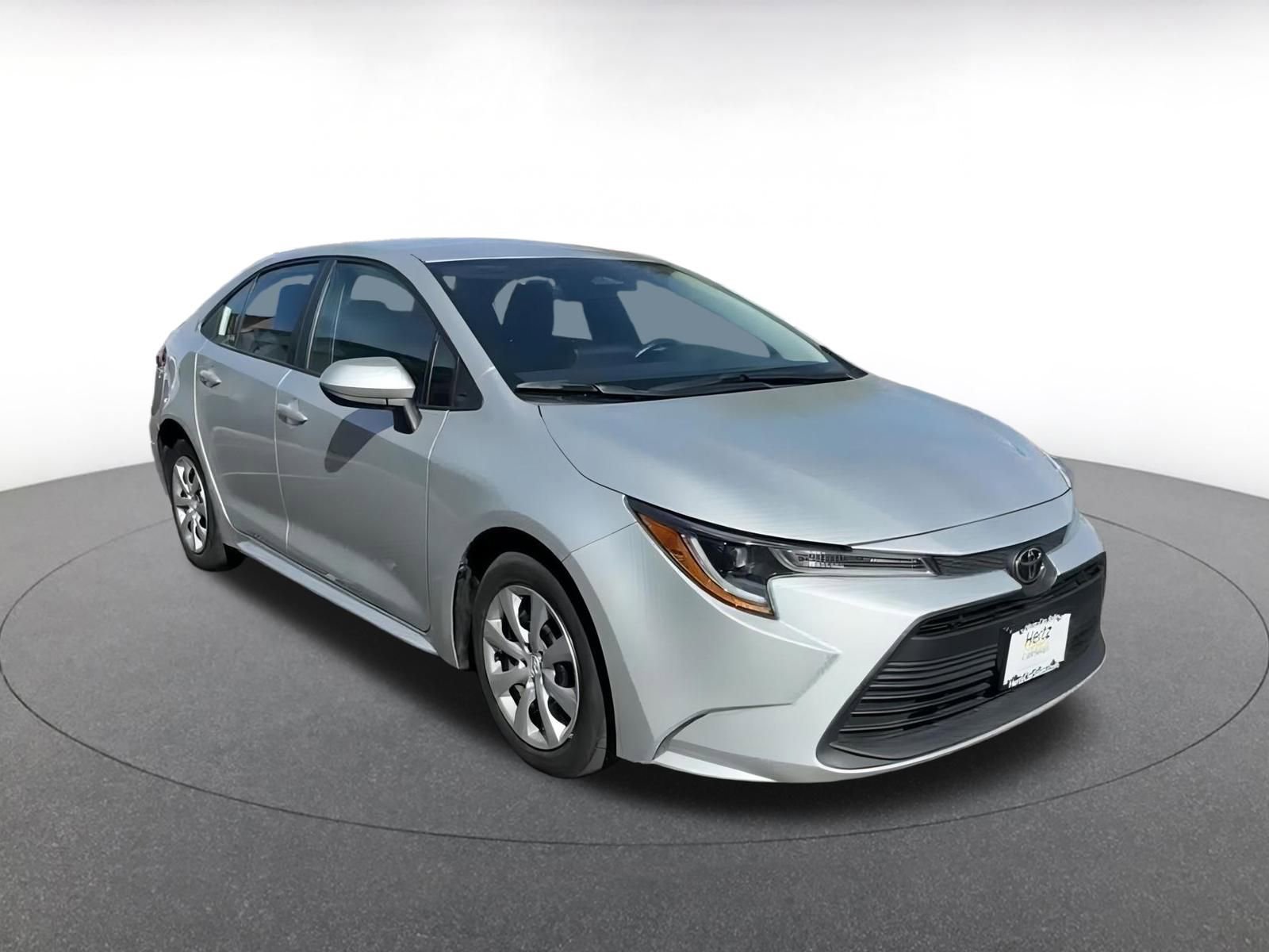 Thumbnail: 2025 Toyota Corolla - 3