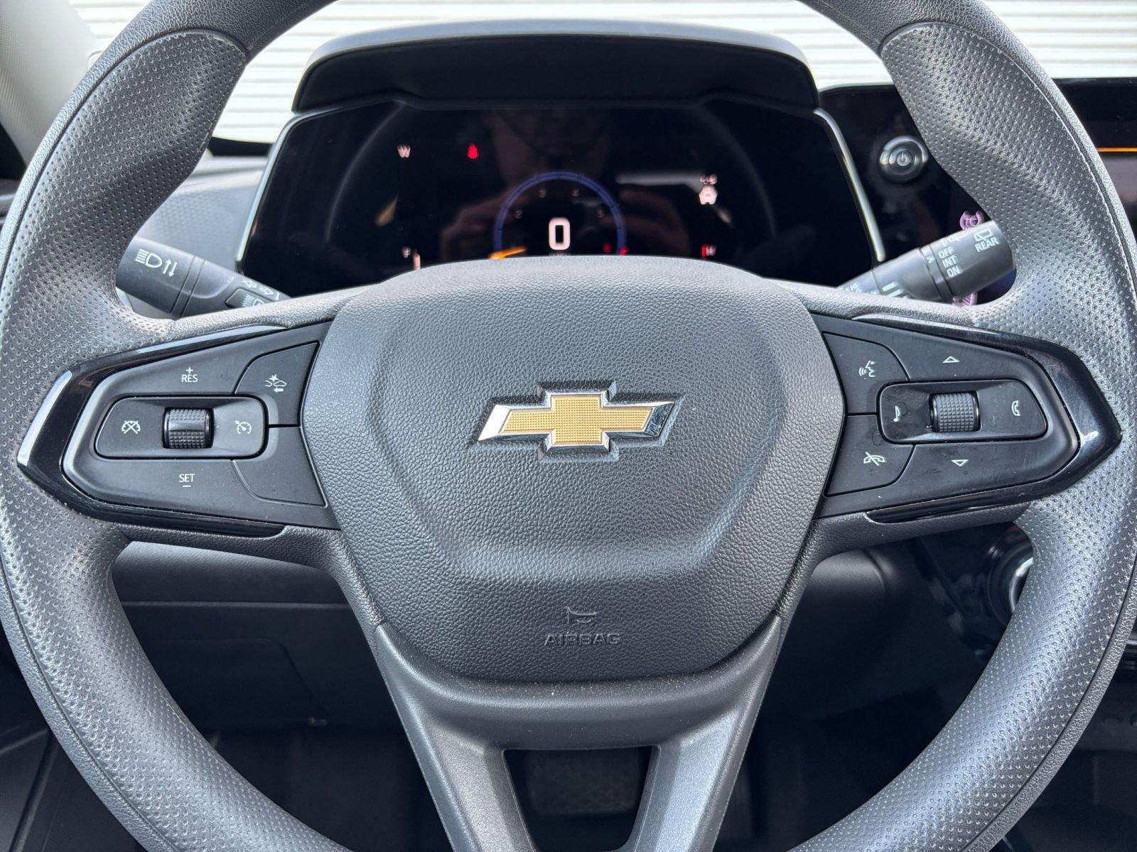 Thumbnail: 2025 Chevrolet Trax - 27