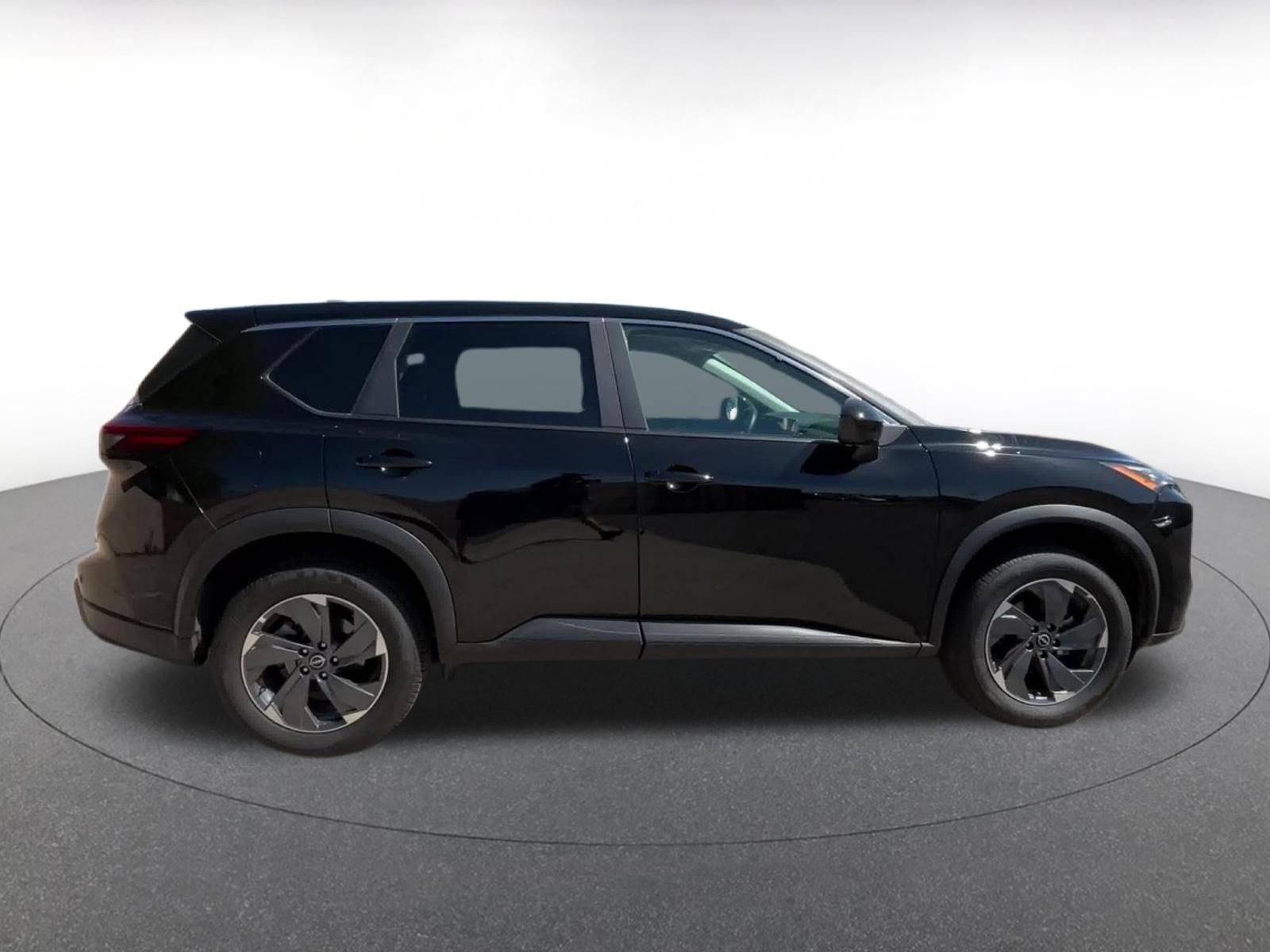 Thumbnail: 2025 Nissan Rogue - 16