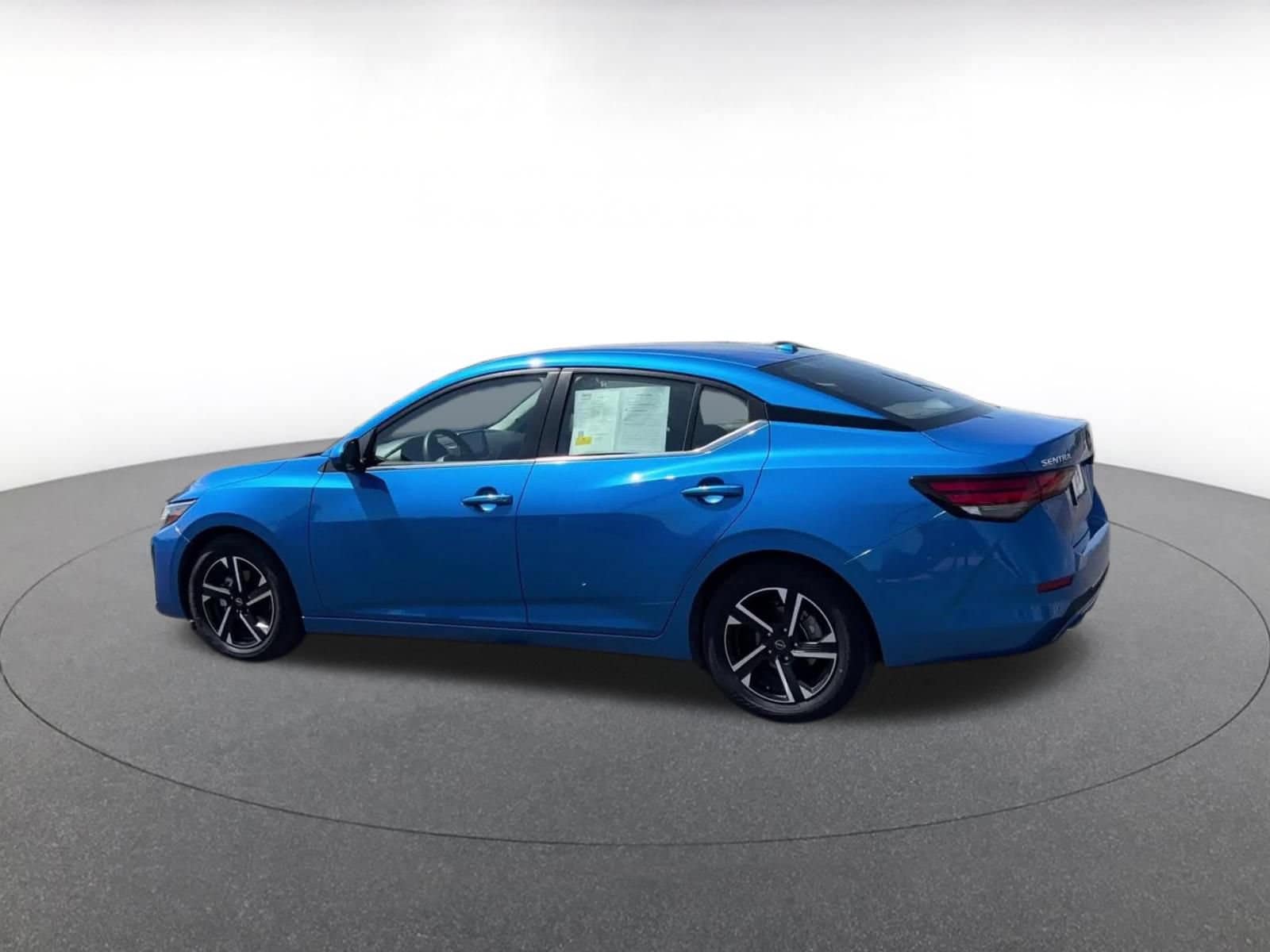 Thumbnail: 2025 Nissan Sentra - 8