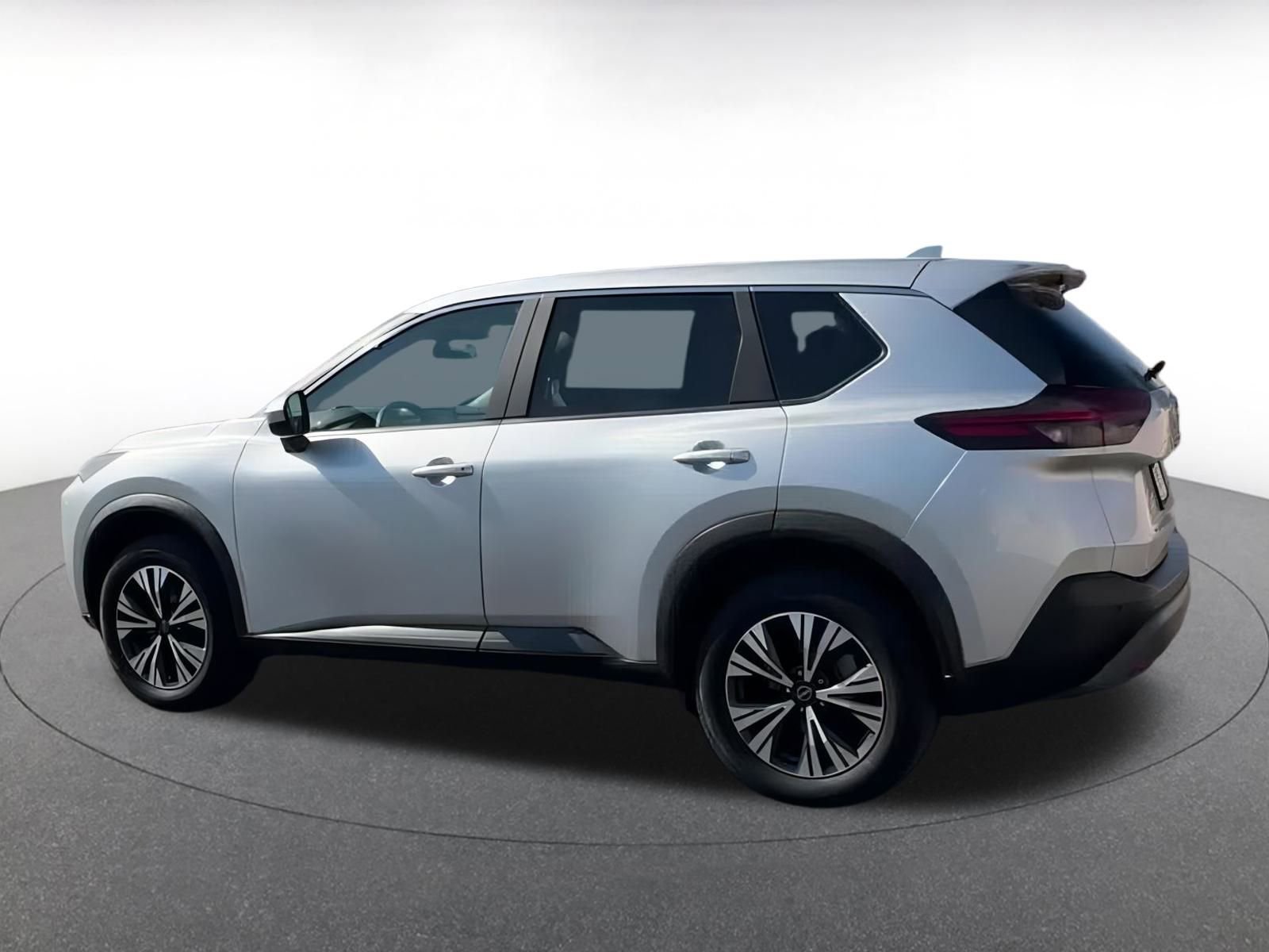 Thumbnail: 2023 Nissan Rogue - 10