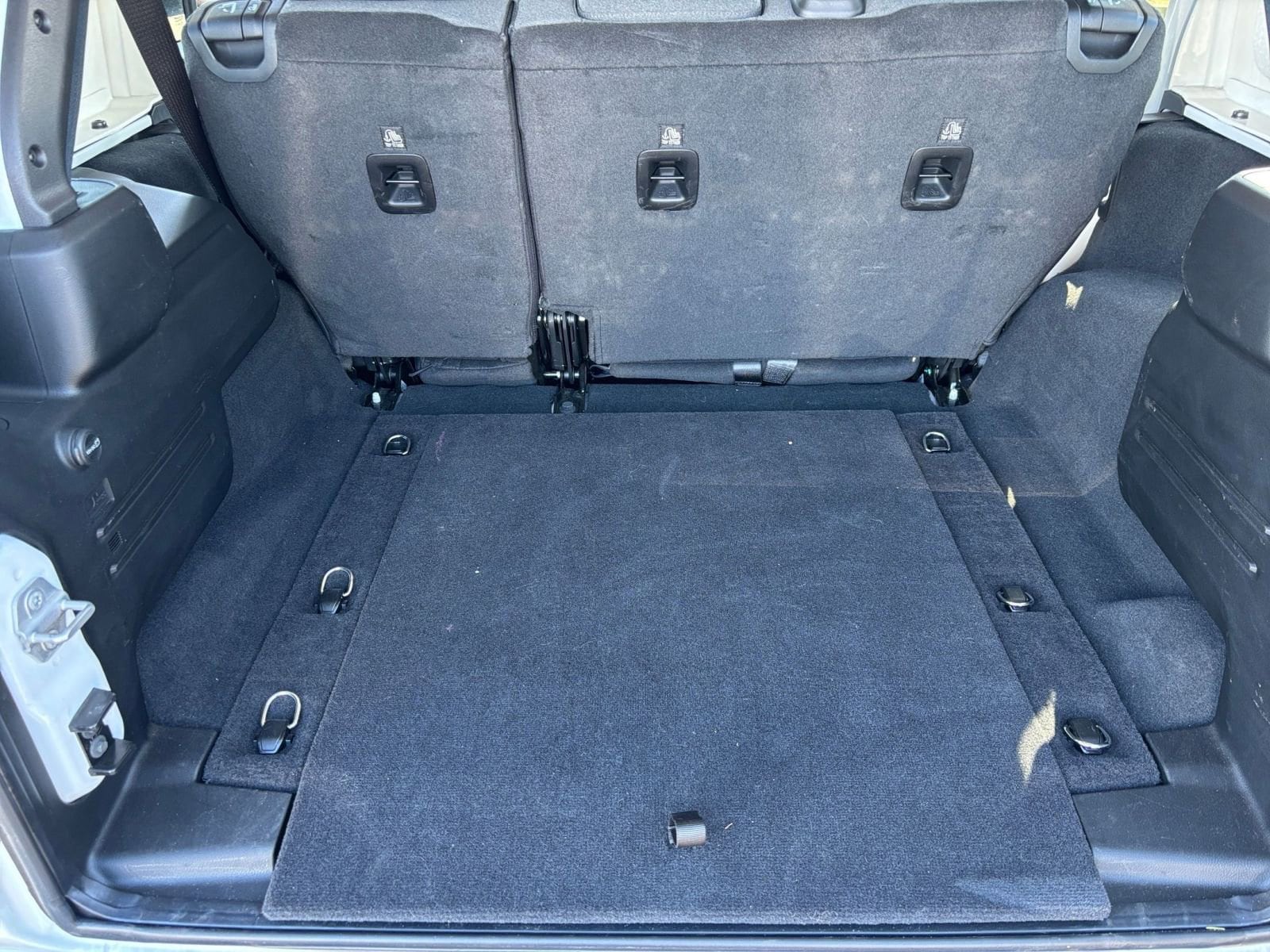 Thumbnail: 2025 Jeep Wrangler - 30