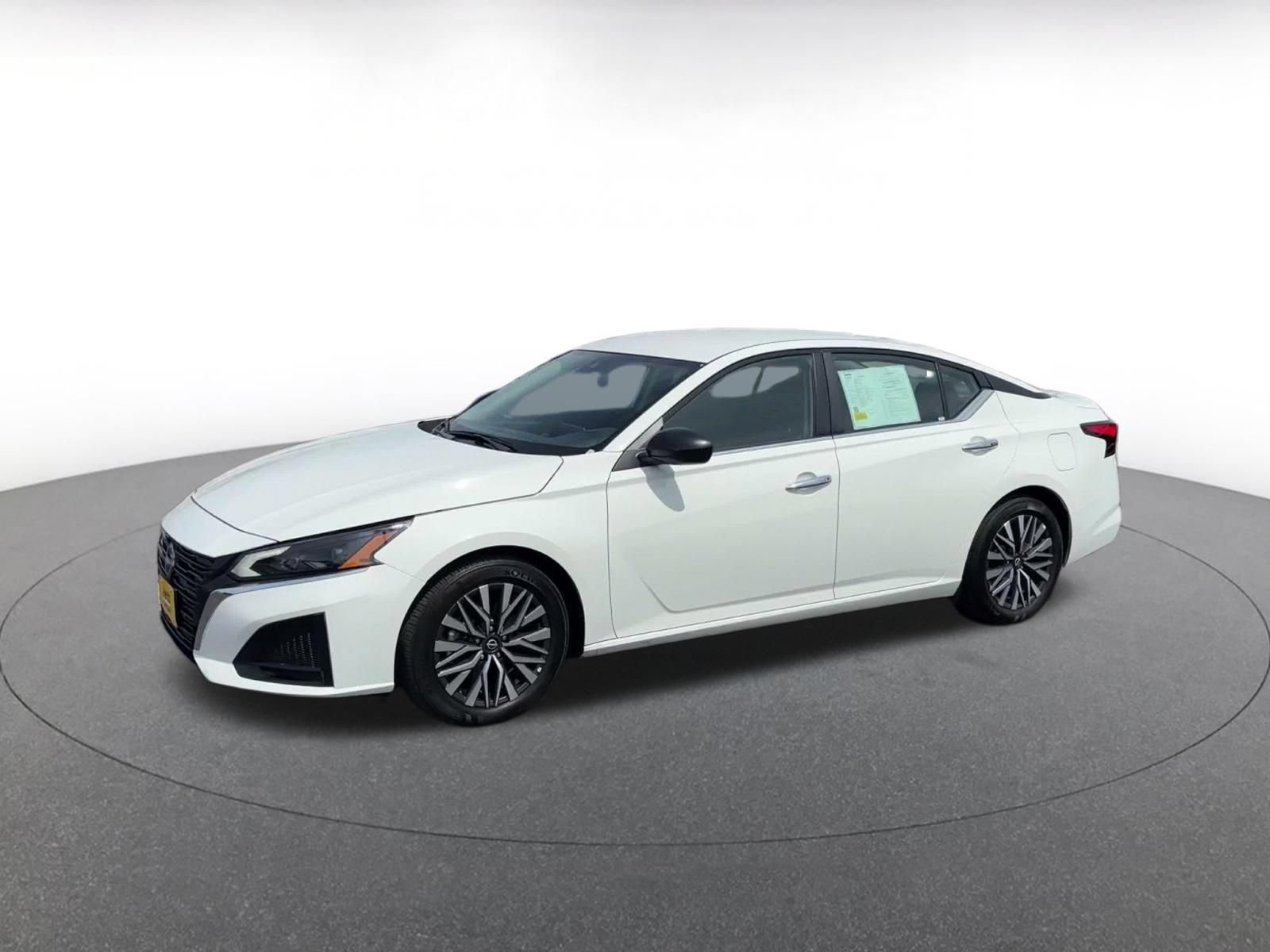 Thumbnail: 2025 Nissan Altima - 7