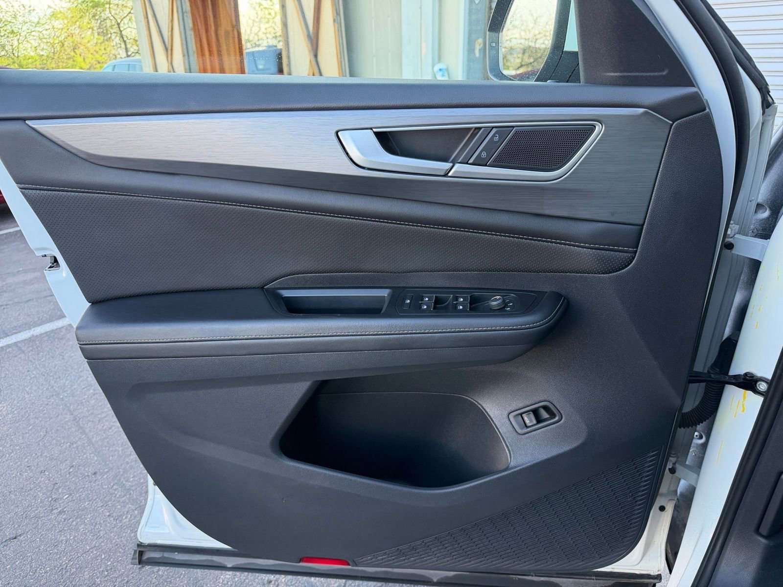 Thumbnail: 2025 Volkswagen Atlas - 18