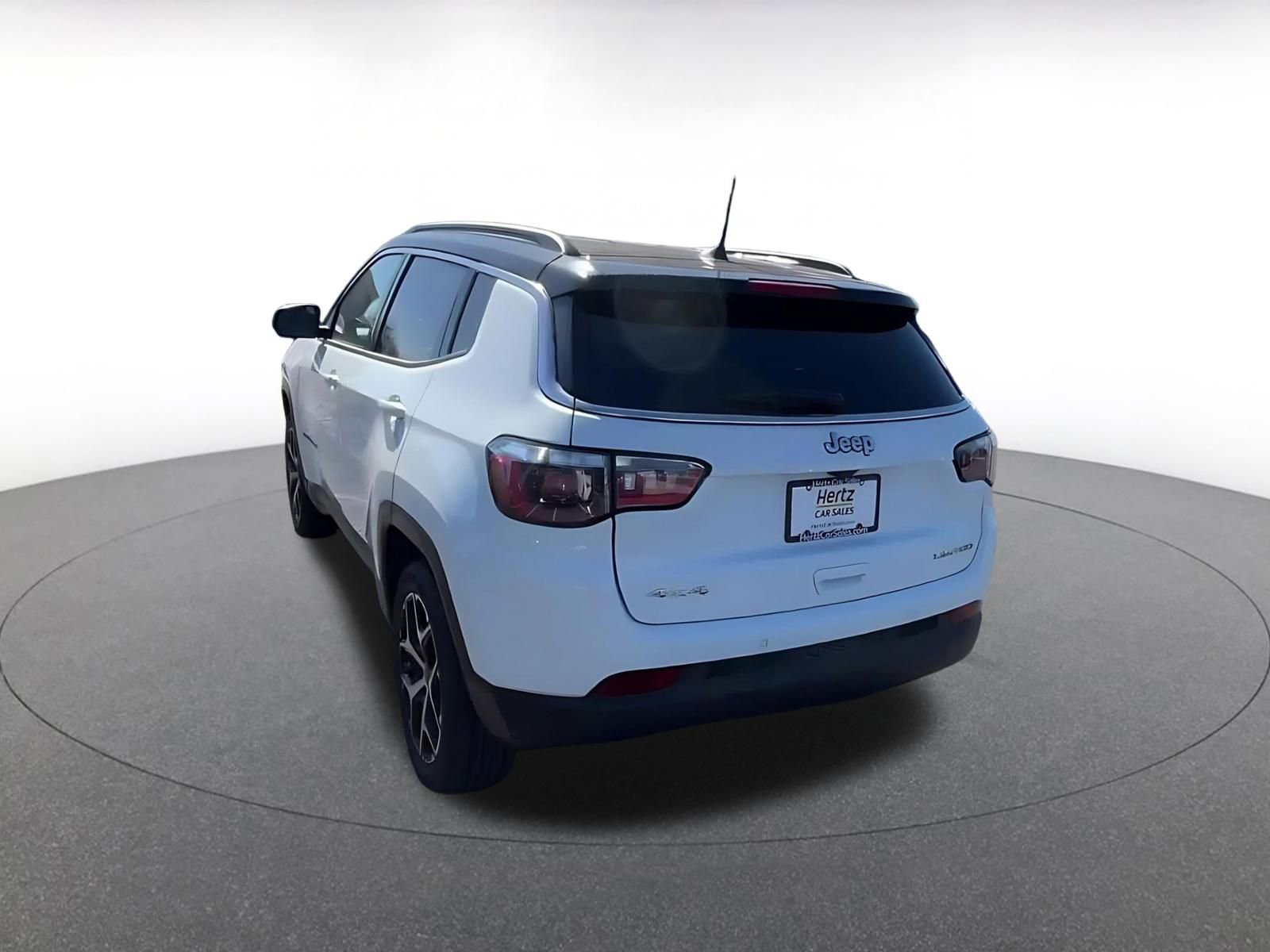 Thumbnail: 2025 Jeep Compass - 11