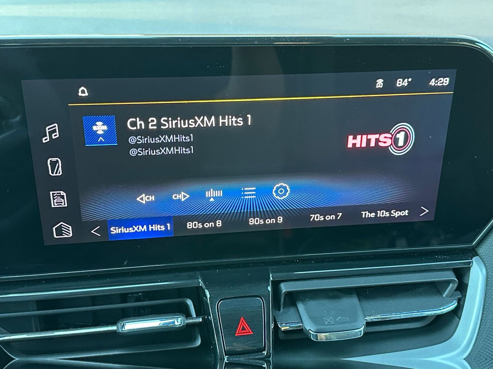 Thumbnail: 2025 Chevrolet TrailBlazer - 21