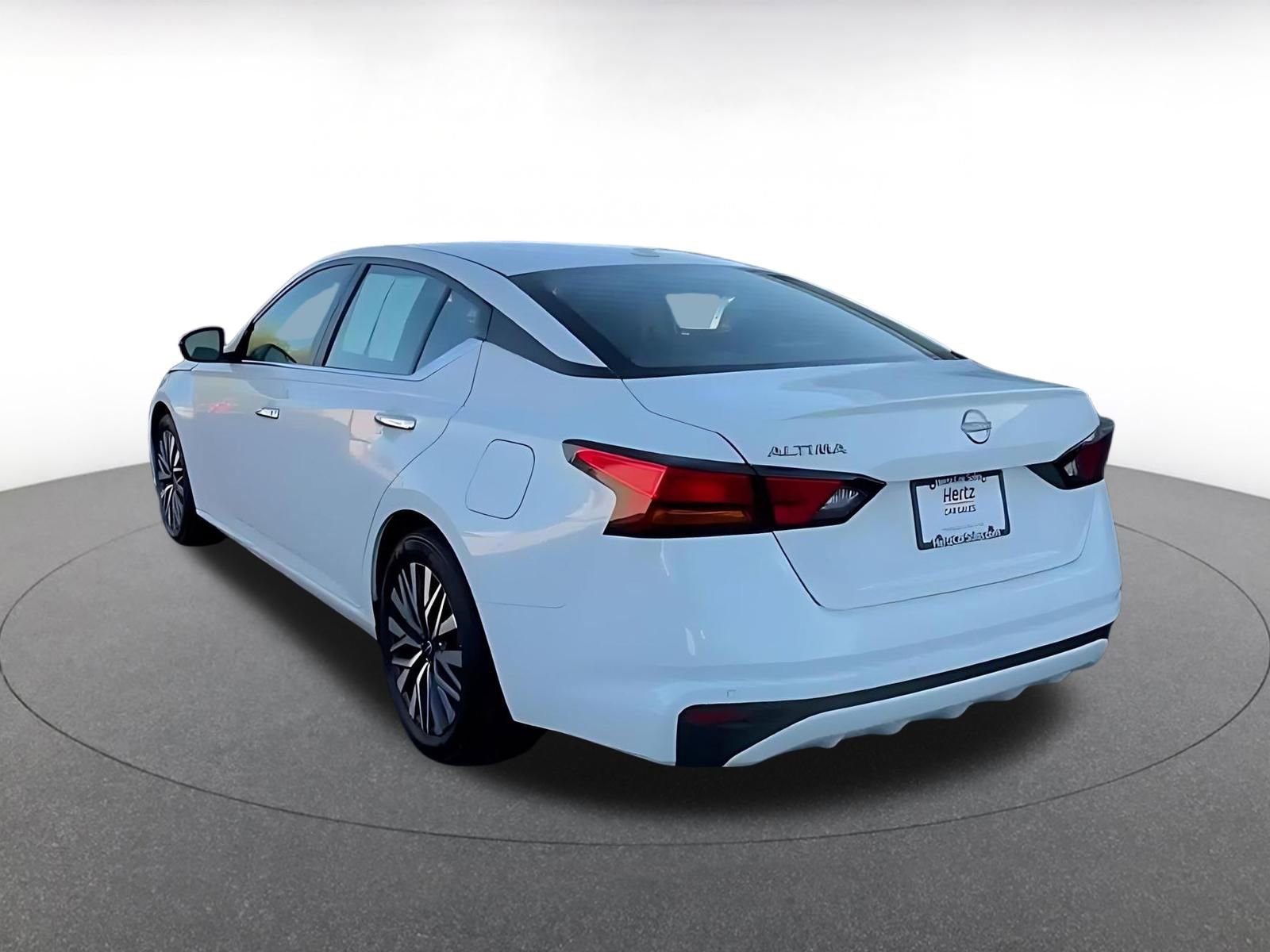 Thumbnail: 2025 Nissan Altima - 11