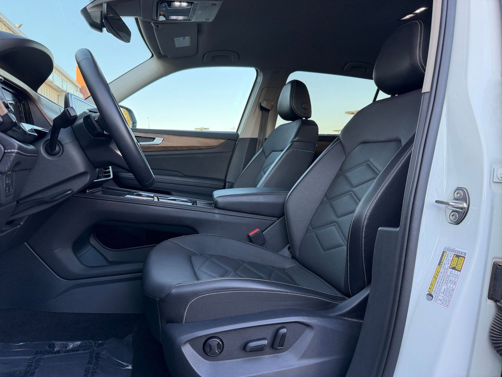 Thumbnail: 2025 Volkswagen Atlas - 29