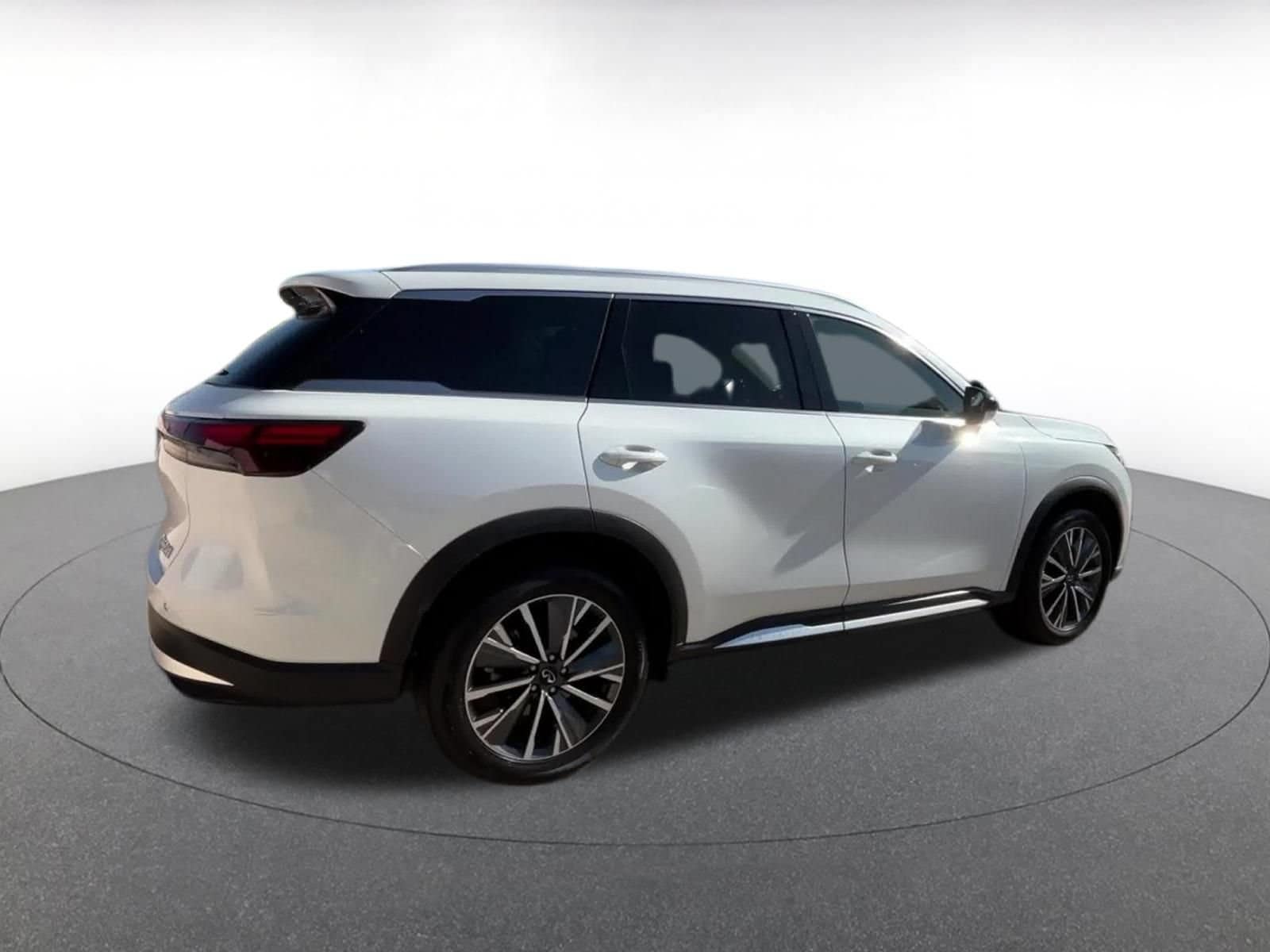 Thumbnail: 2026 INFINITI QX60 - 14