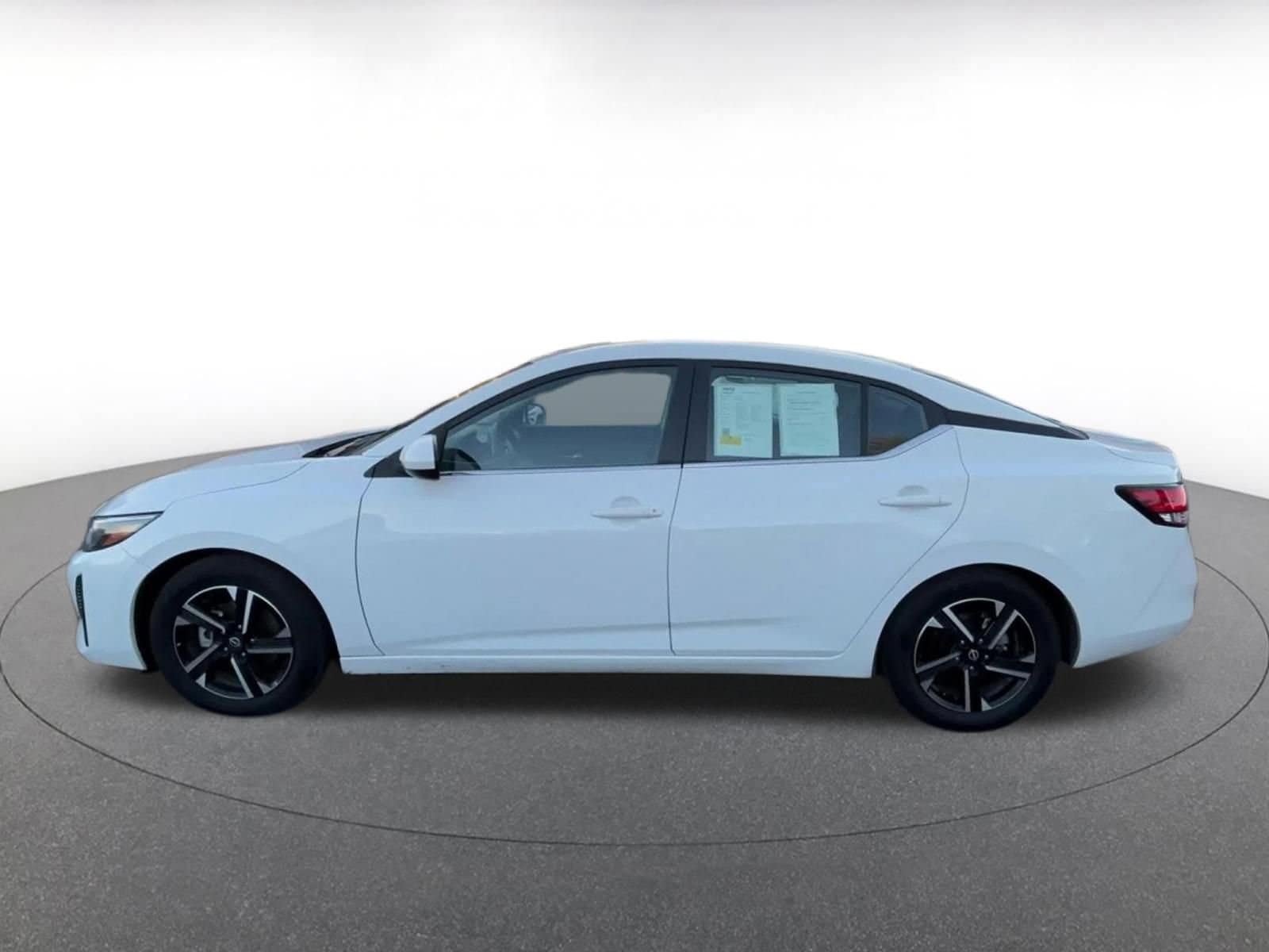 Thumbnail: 2025 Nissan Sentra - 9