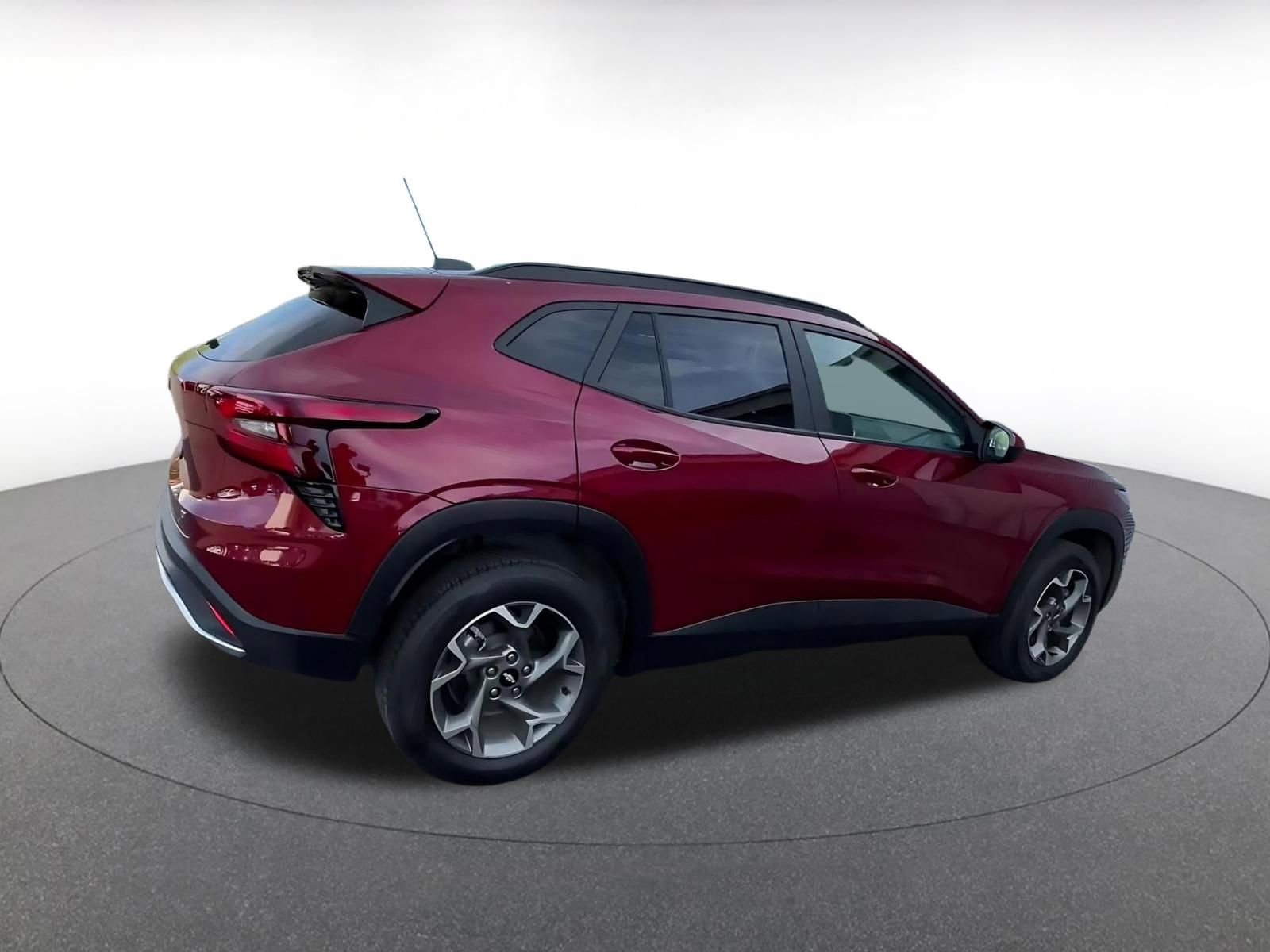Thumbnail: 2025 Chevrolet Trax - 15