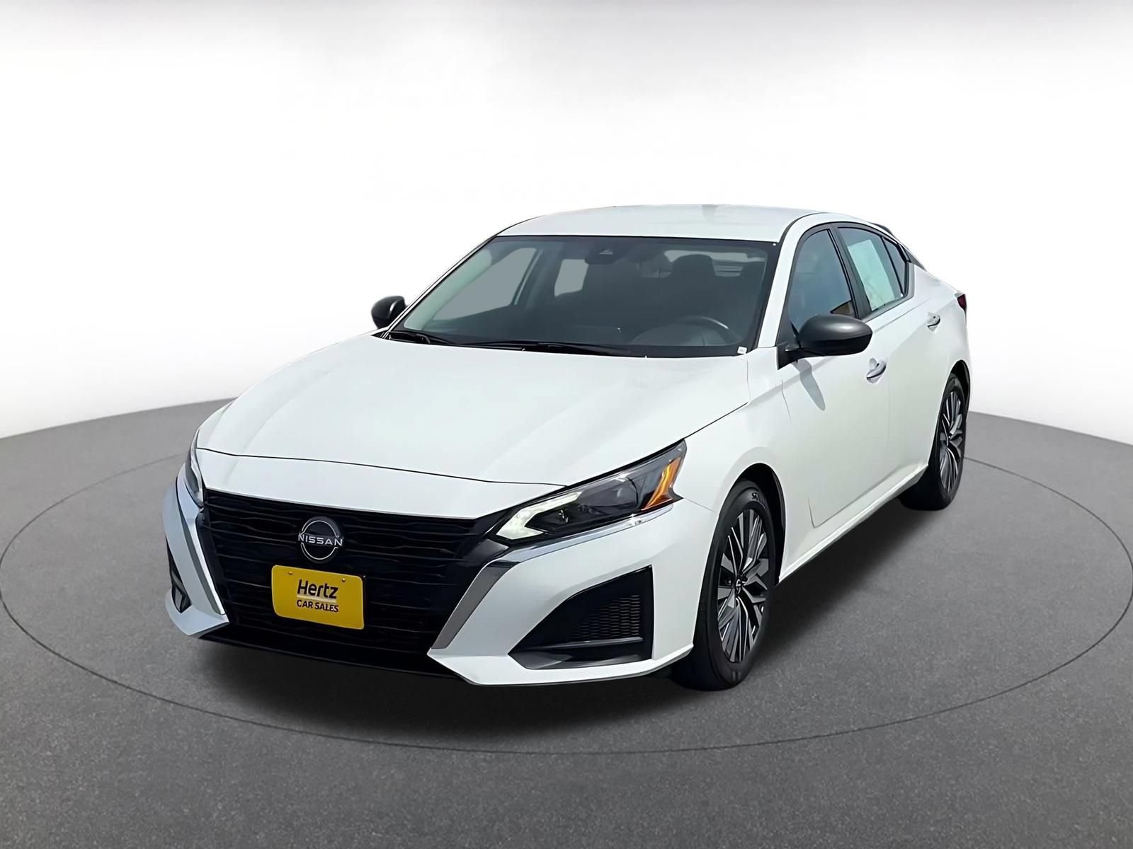Thumbnail: 2025 Nissan Altima - 6
