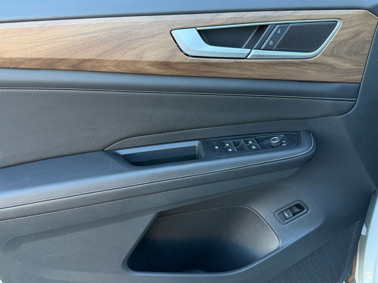 Thumbnail: 2025 Volkswagen Atlas - 18