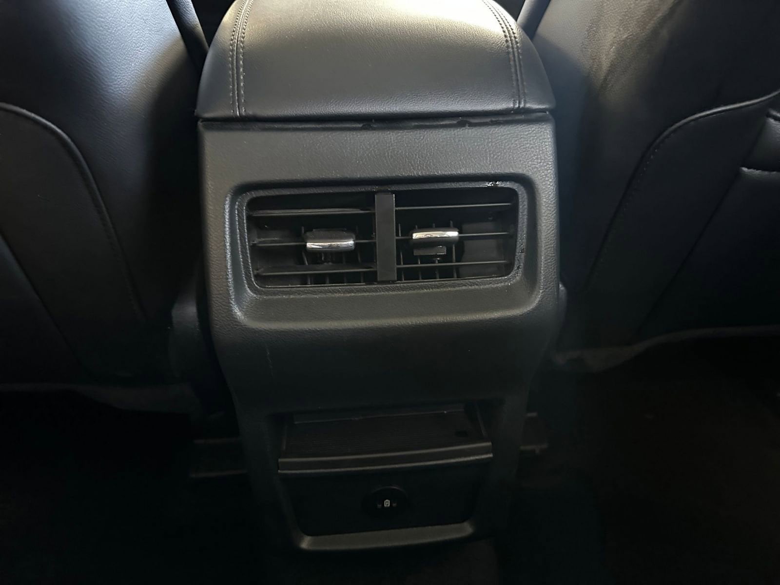 Thumbnail: 2024 Ford Edge - 24