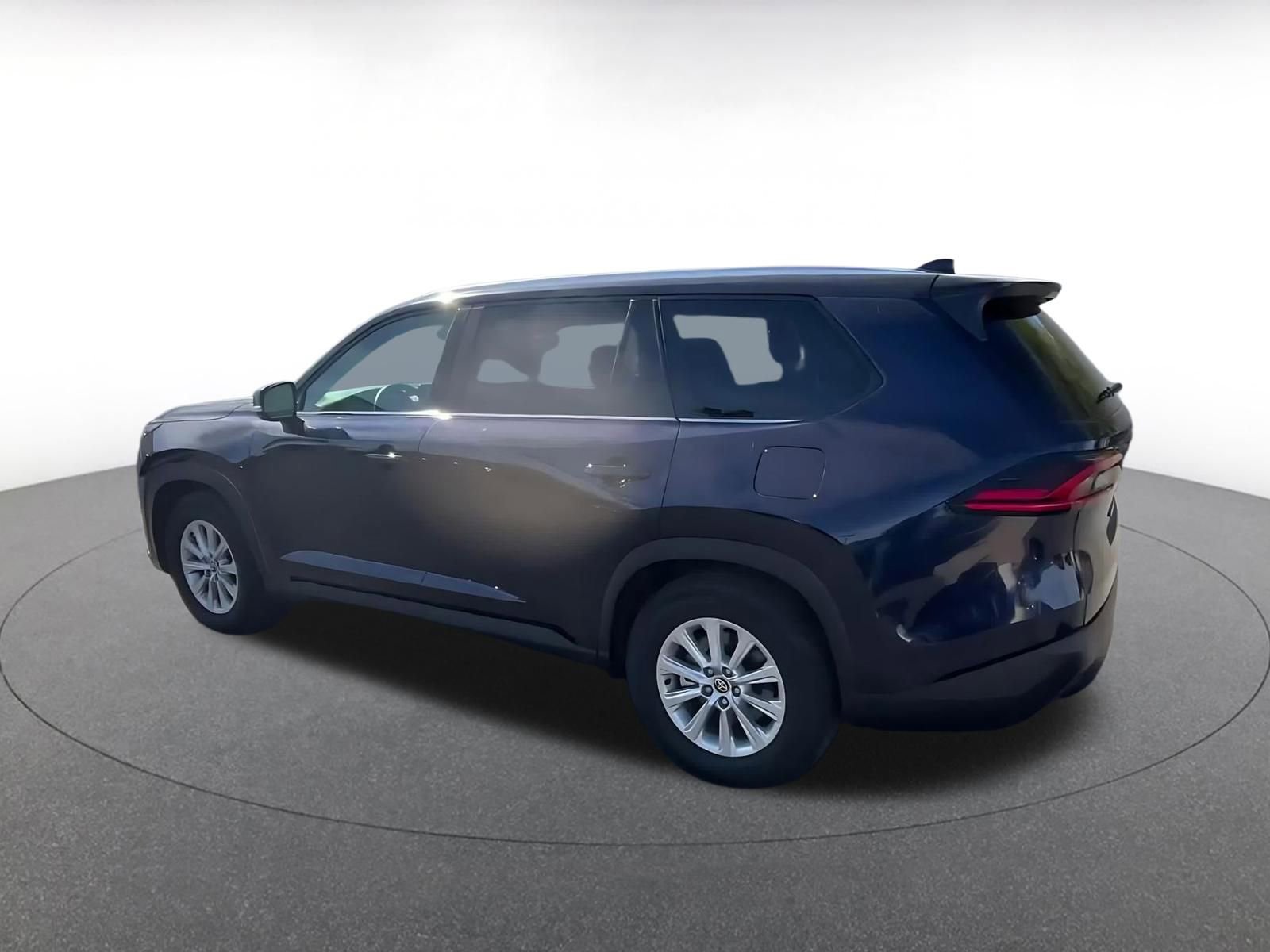 Thumbnail: 2025 Toyota Grand Highlander - 10