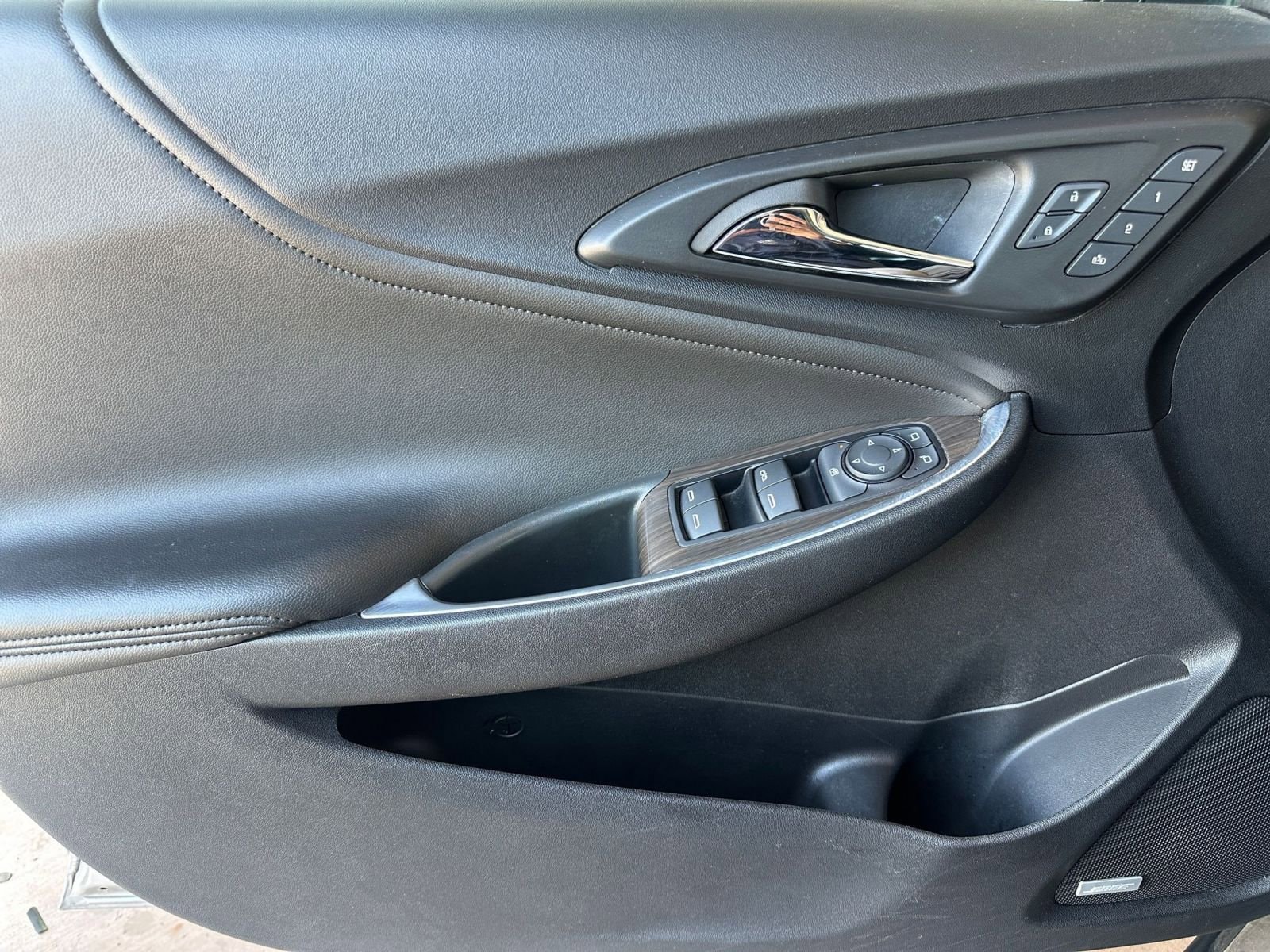 Thumbnail: 2024 Chevrolet Malibu - 20