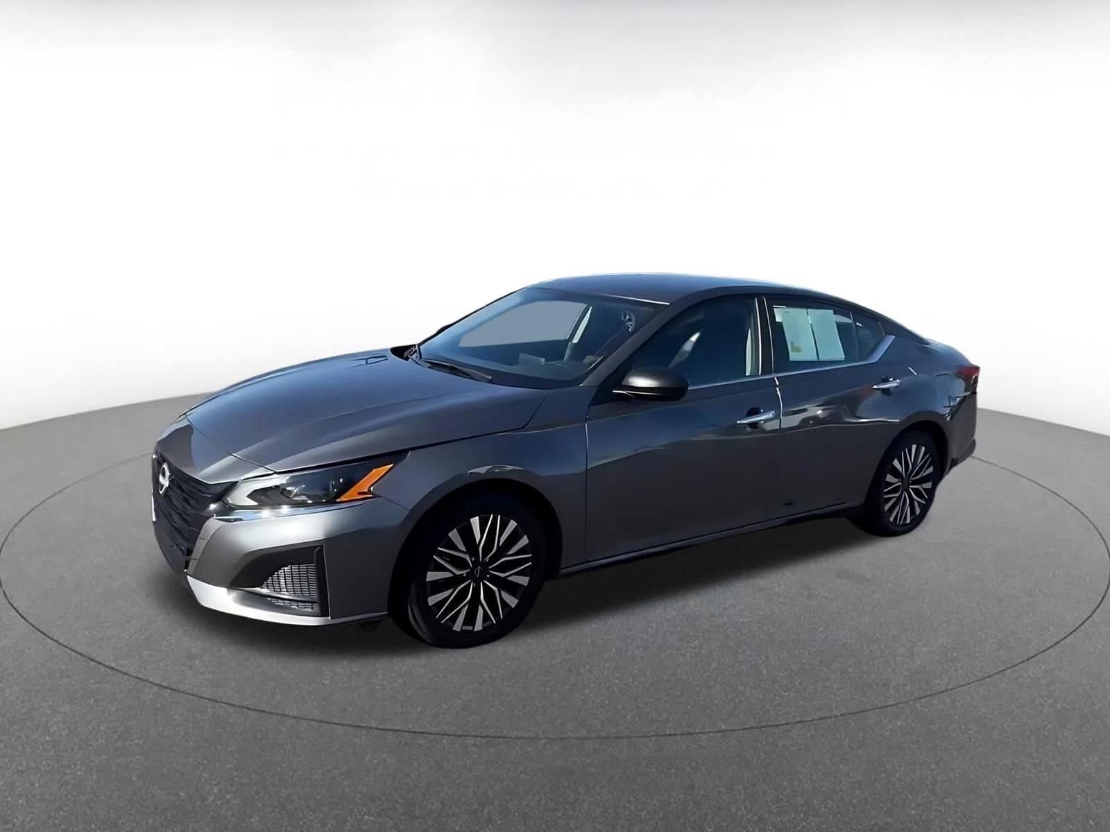 Thumbnail: 2025 Nissan Altima - 4