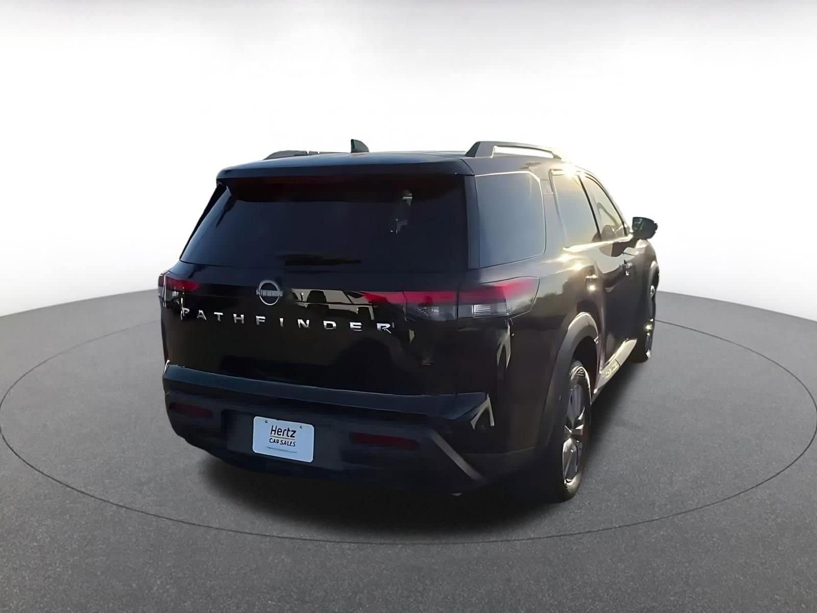 Thumbnail: 2025 Nissan Pathfinder - 14