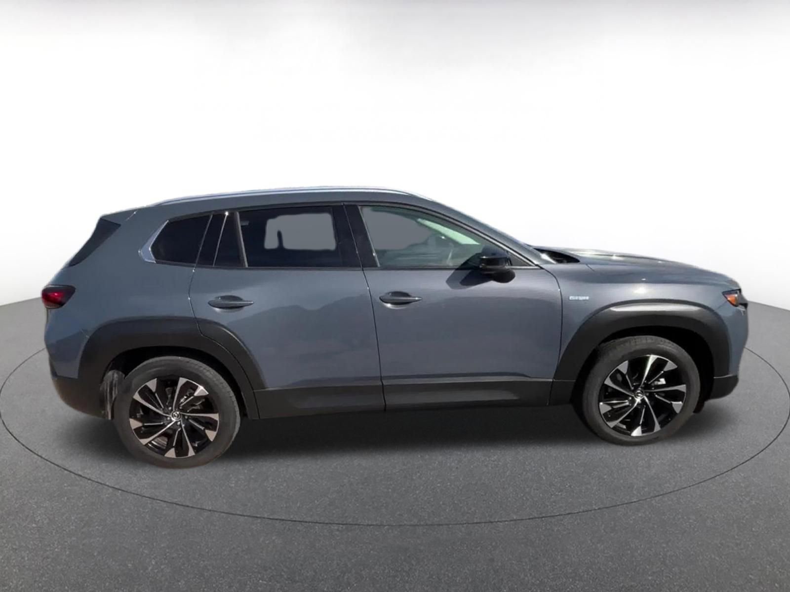 Thumbnail: 2025 Mazda CX-50 - 16