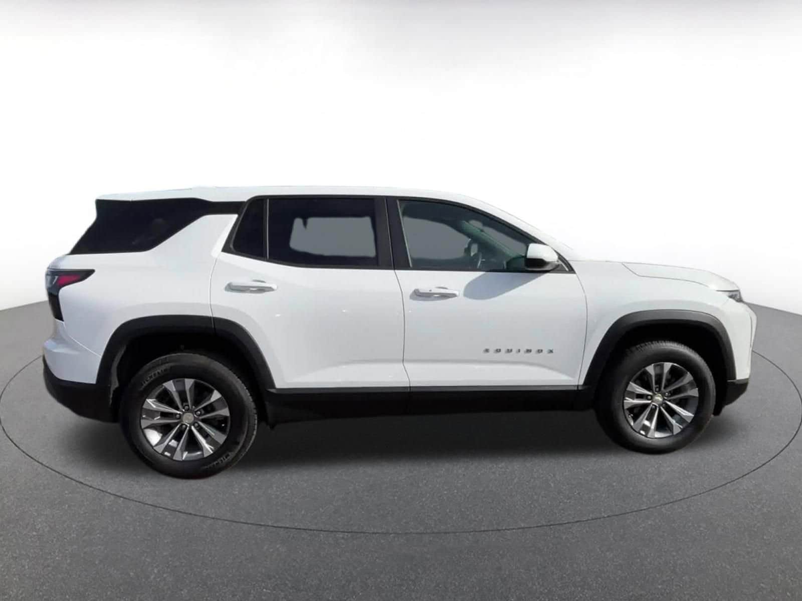 Thumbnail: 2025 Chevrolet Equinox - 16