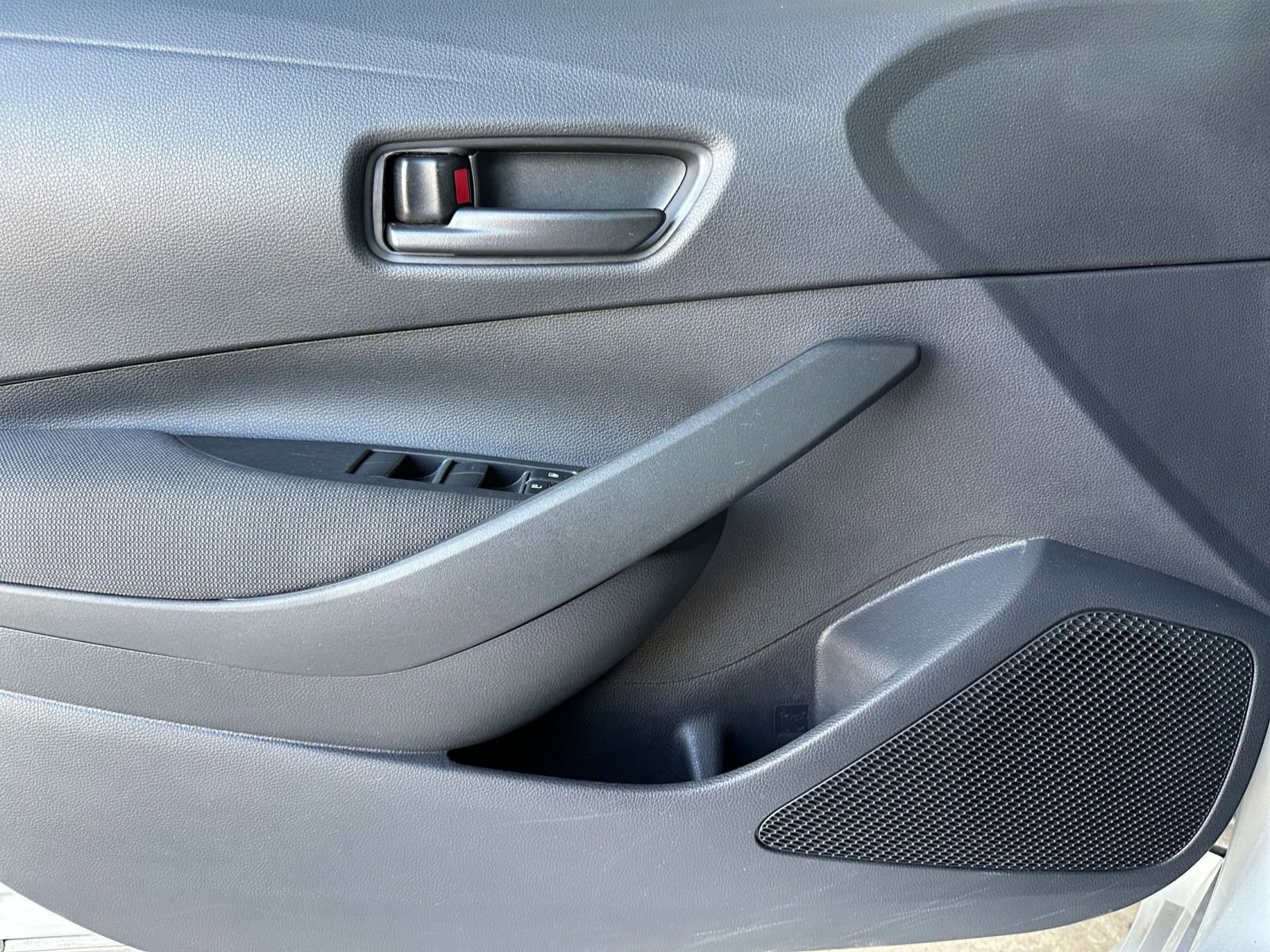 Thumbnail: 2025 Toyota Corolla - 20