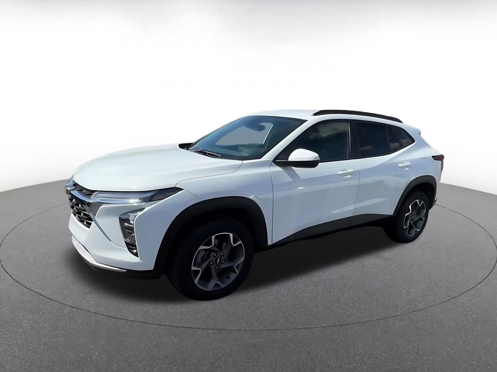 Thumbnail: 2025 Chevrolet Trax - 8