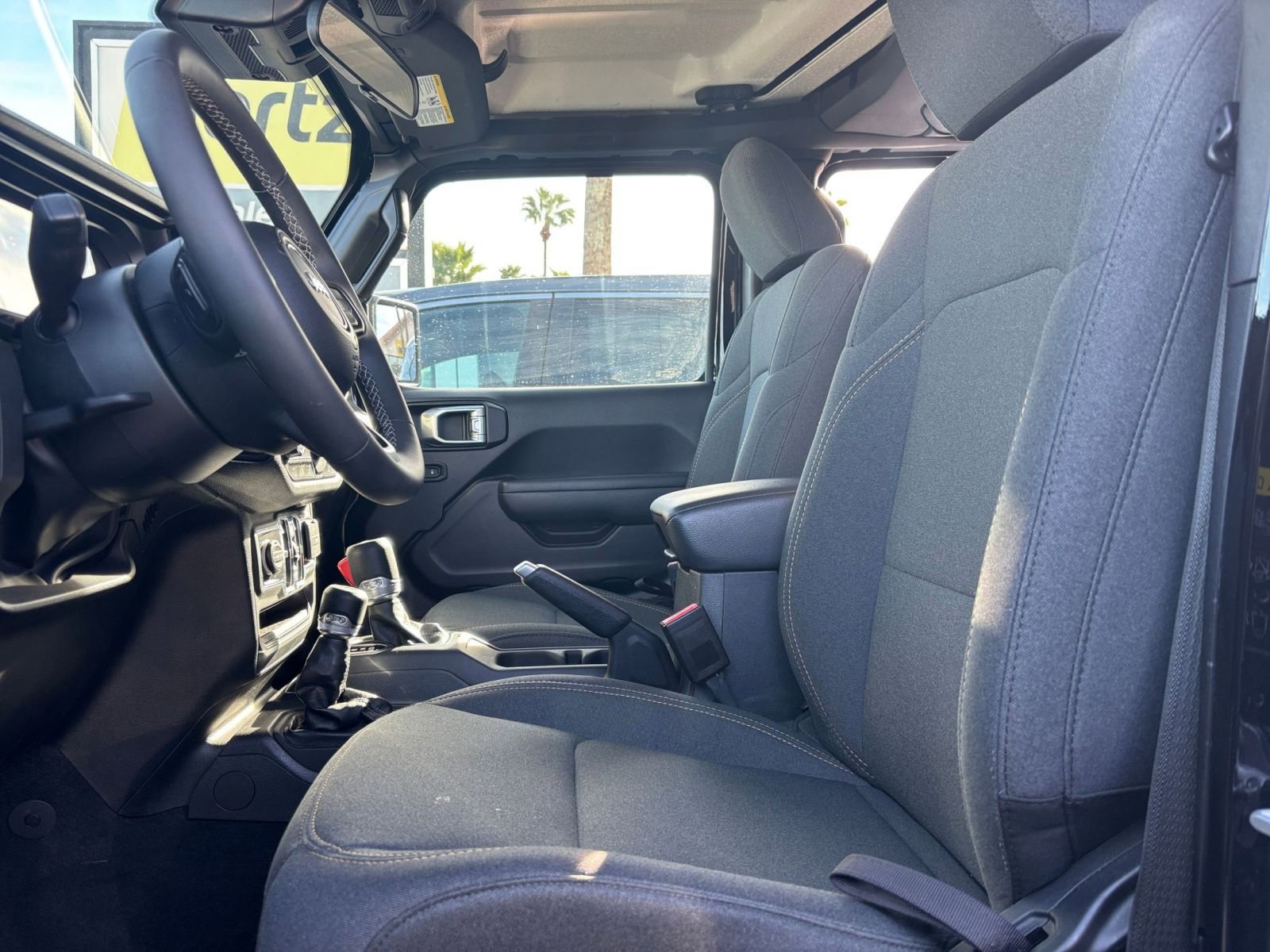 Thumbnail: 2025 Jeep Wrangler - 25