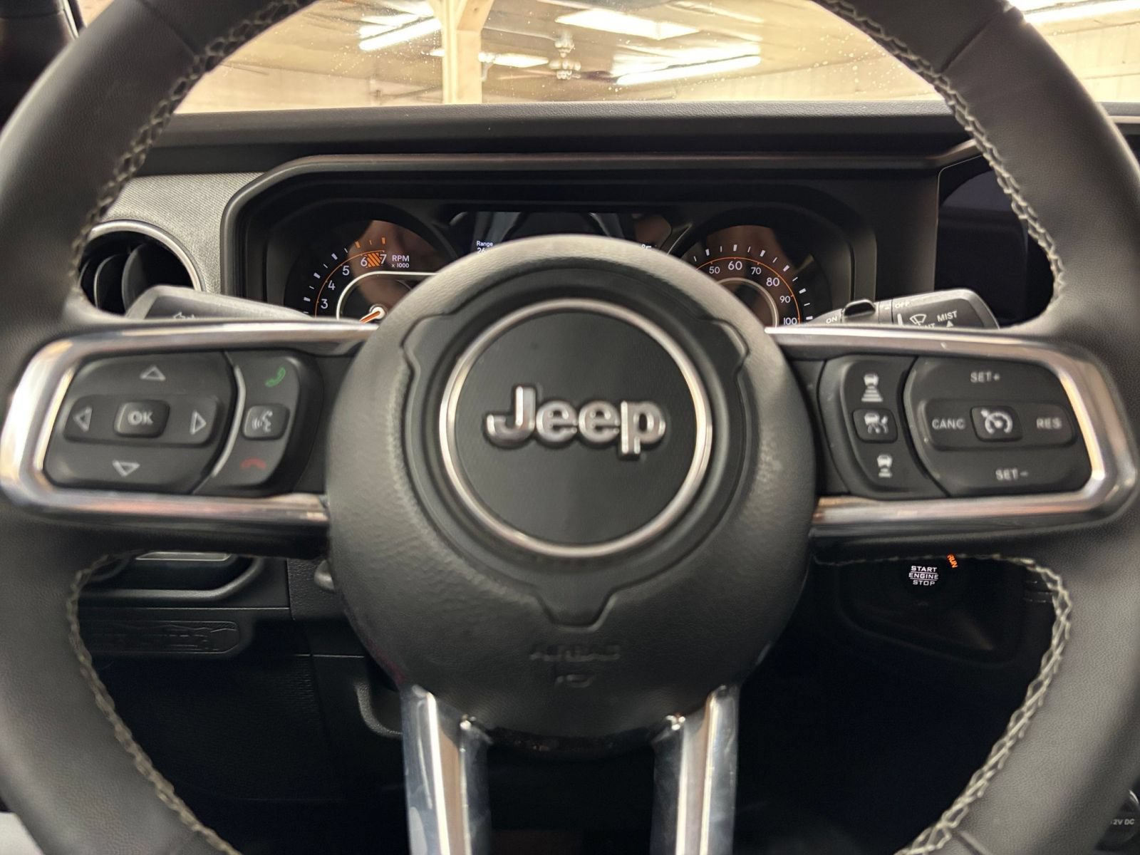 Thumbnail: 2025 Jeep Wrangler - 28