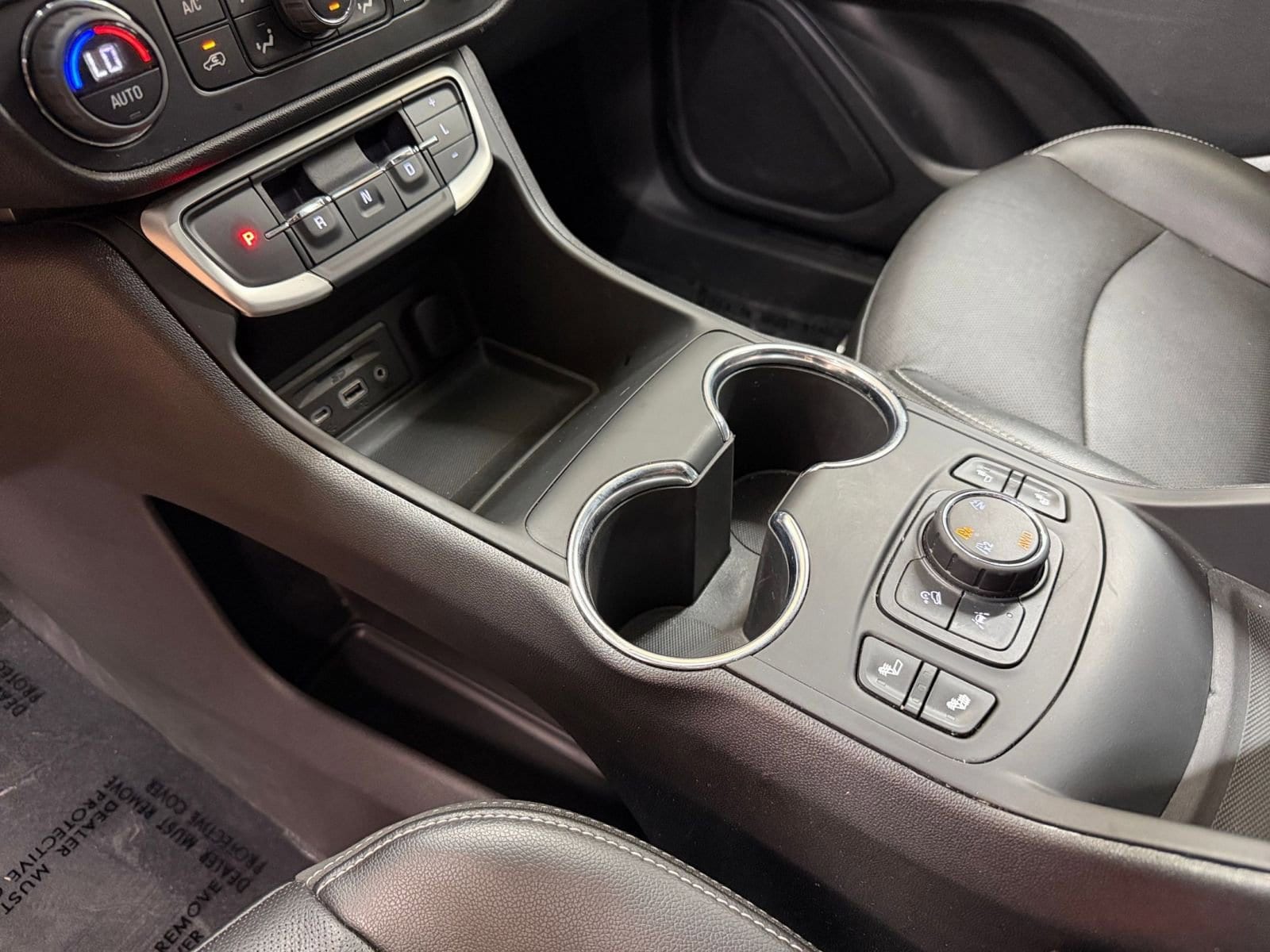 2024 GMC Terrain SLT - Photo 43