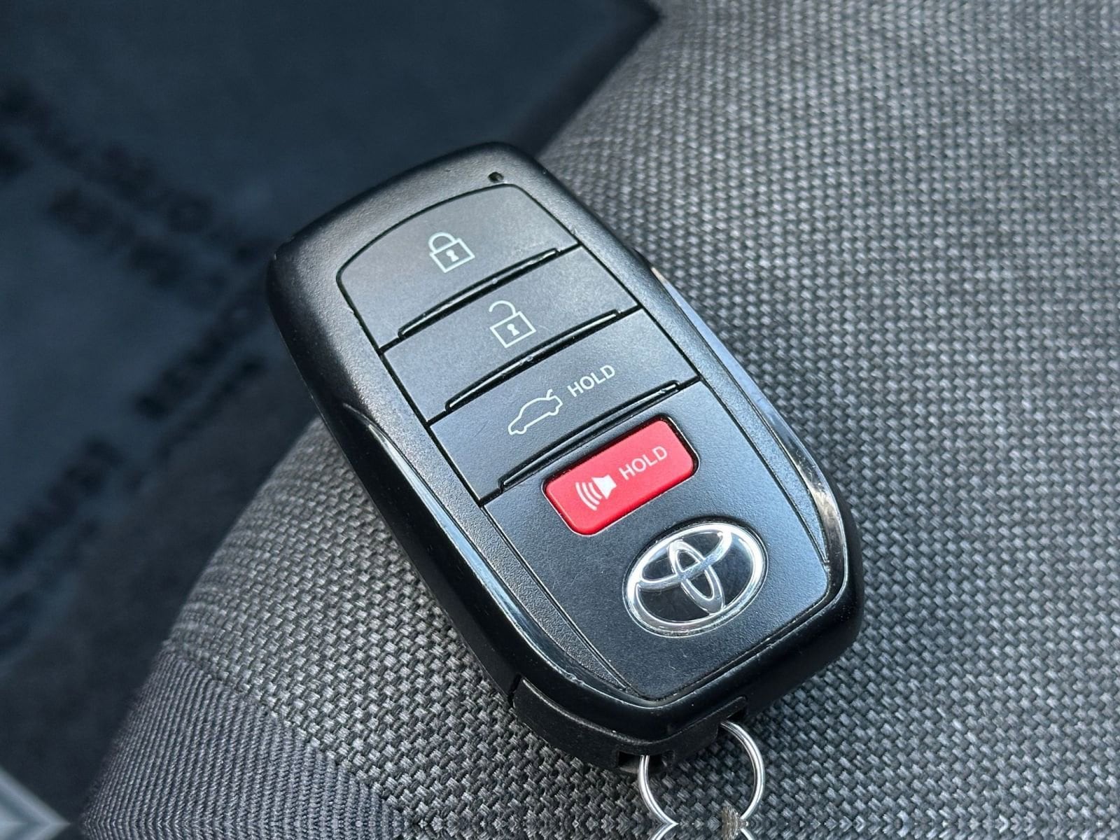 Thumbnail: 2025 Toyota Camry - 22