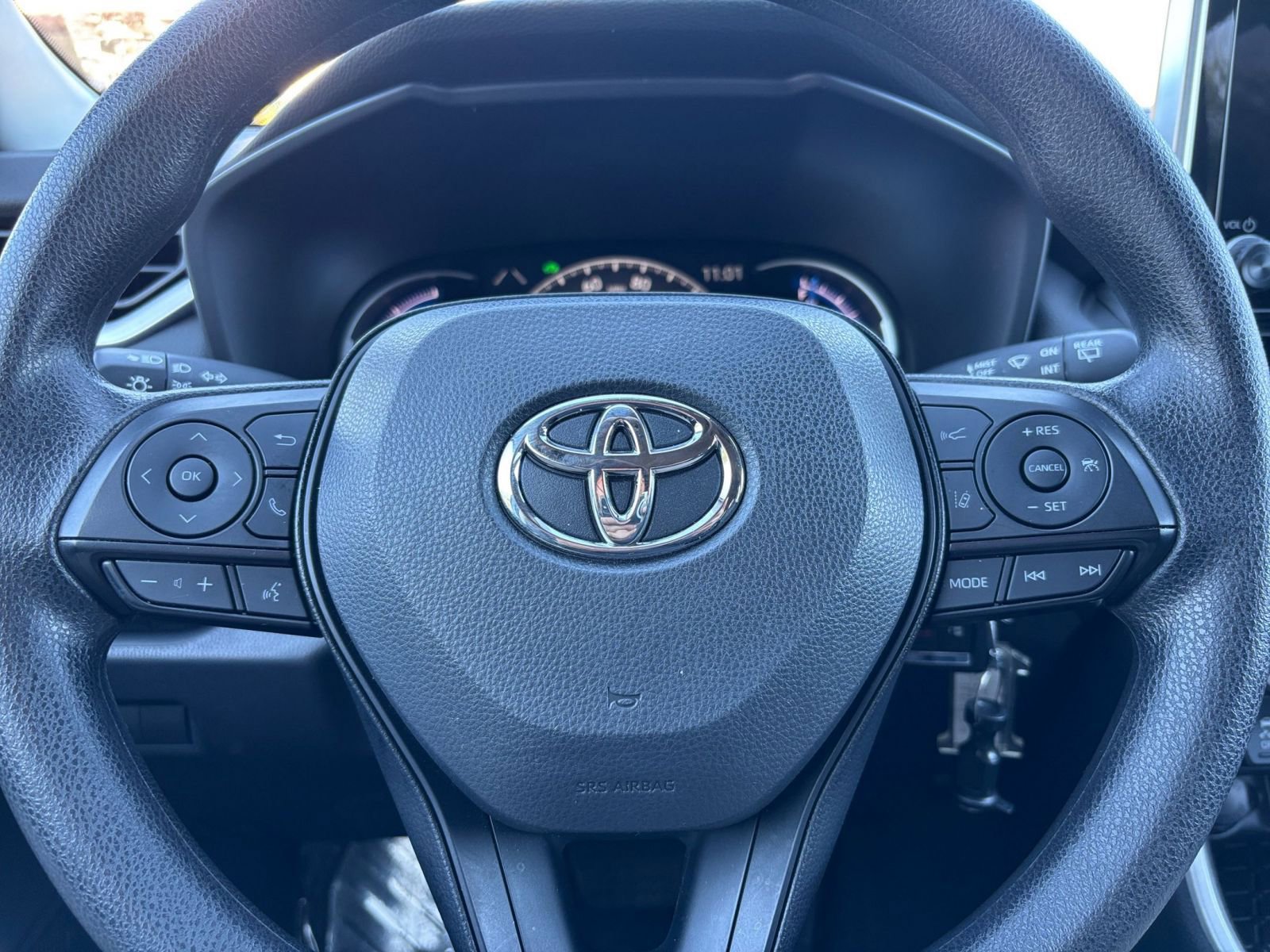 Thumbnail: 2025 Toyota RAV4 - 27