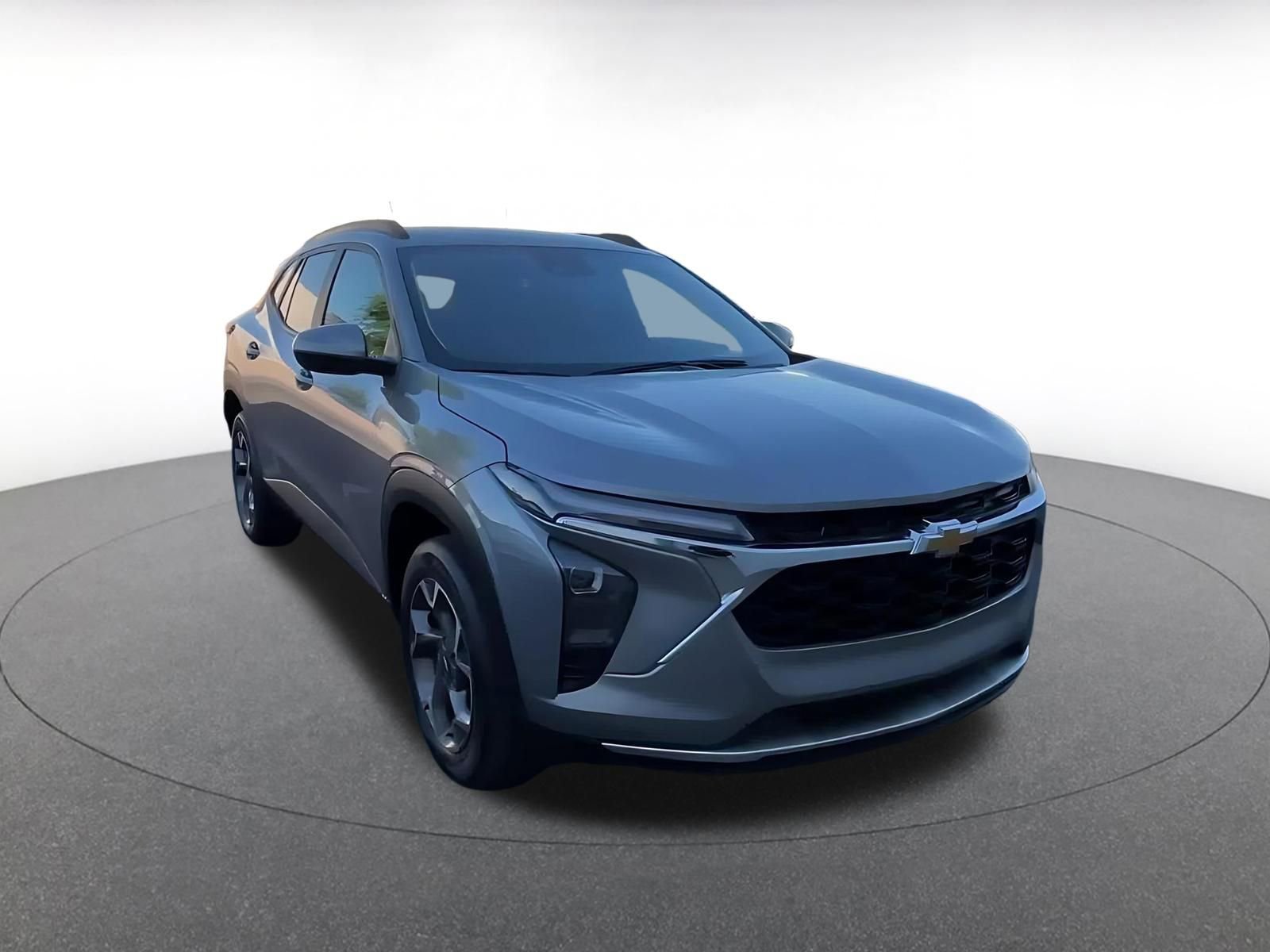 Thumbnail: 2025 Chevrolet Trax - 3