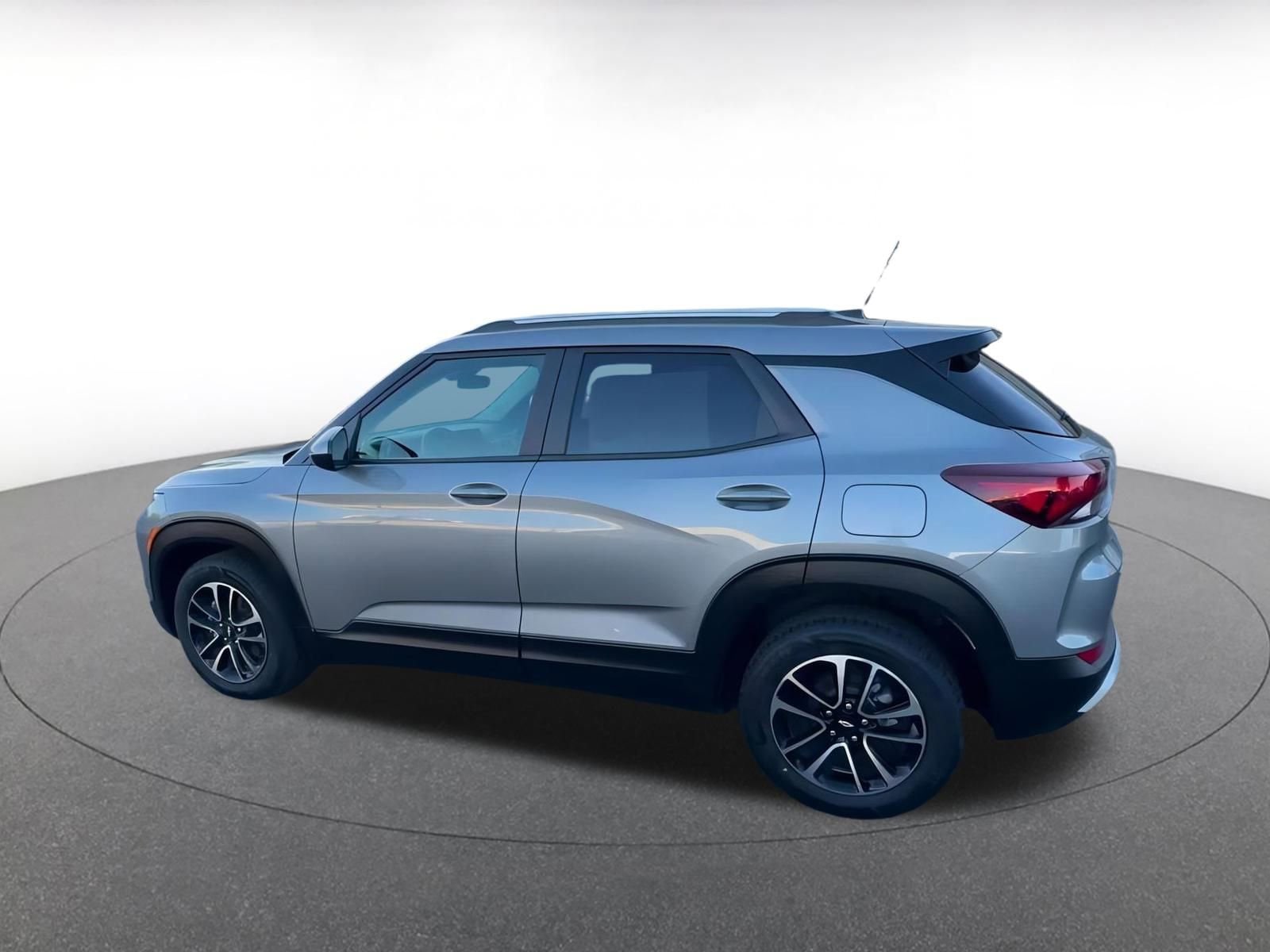 Thumbnail: 2025 Chevrolet TrailBlazer - 10