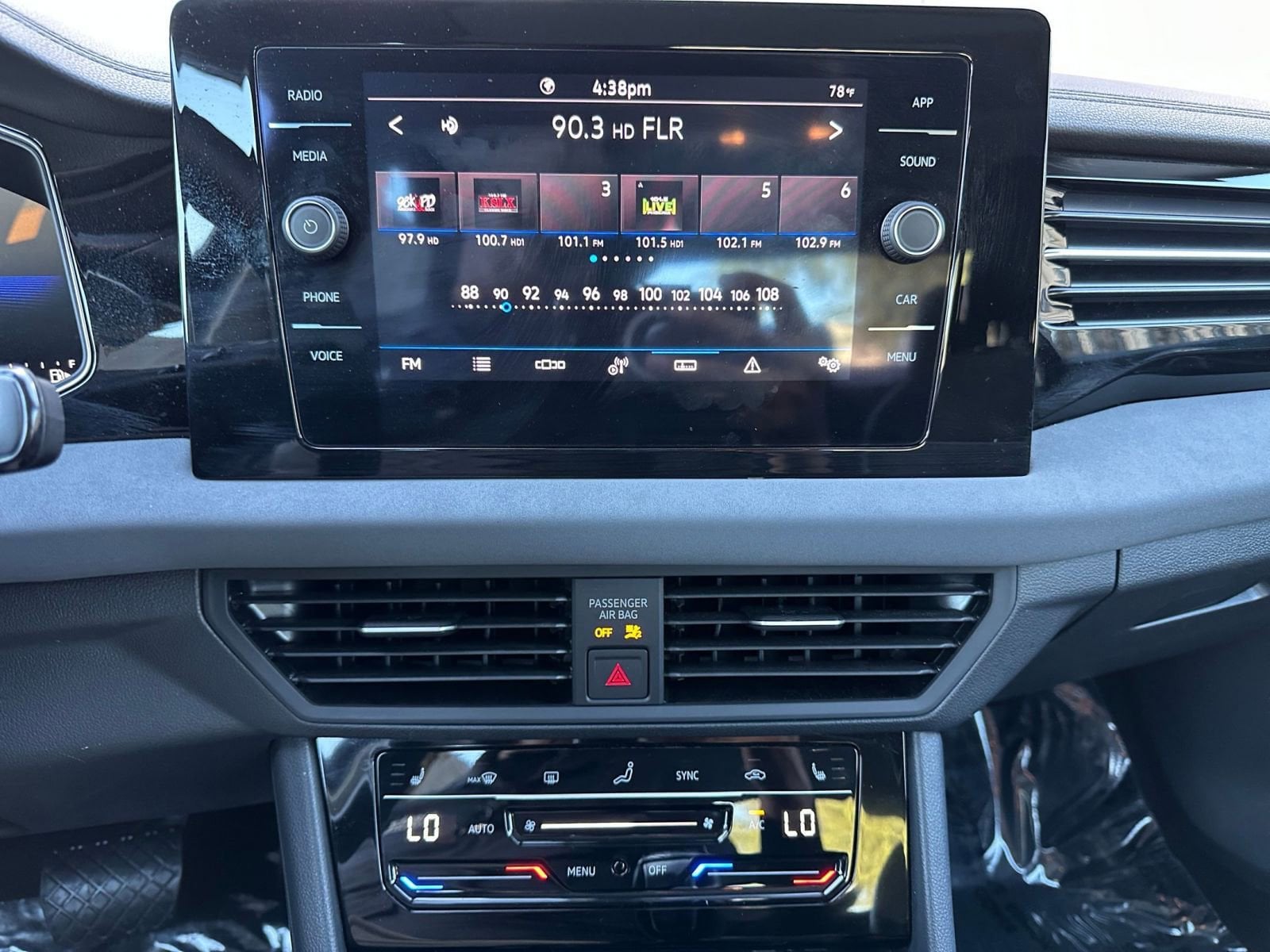 Thumbnail: 2025 Volkswagen Jetta - 18