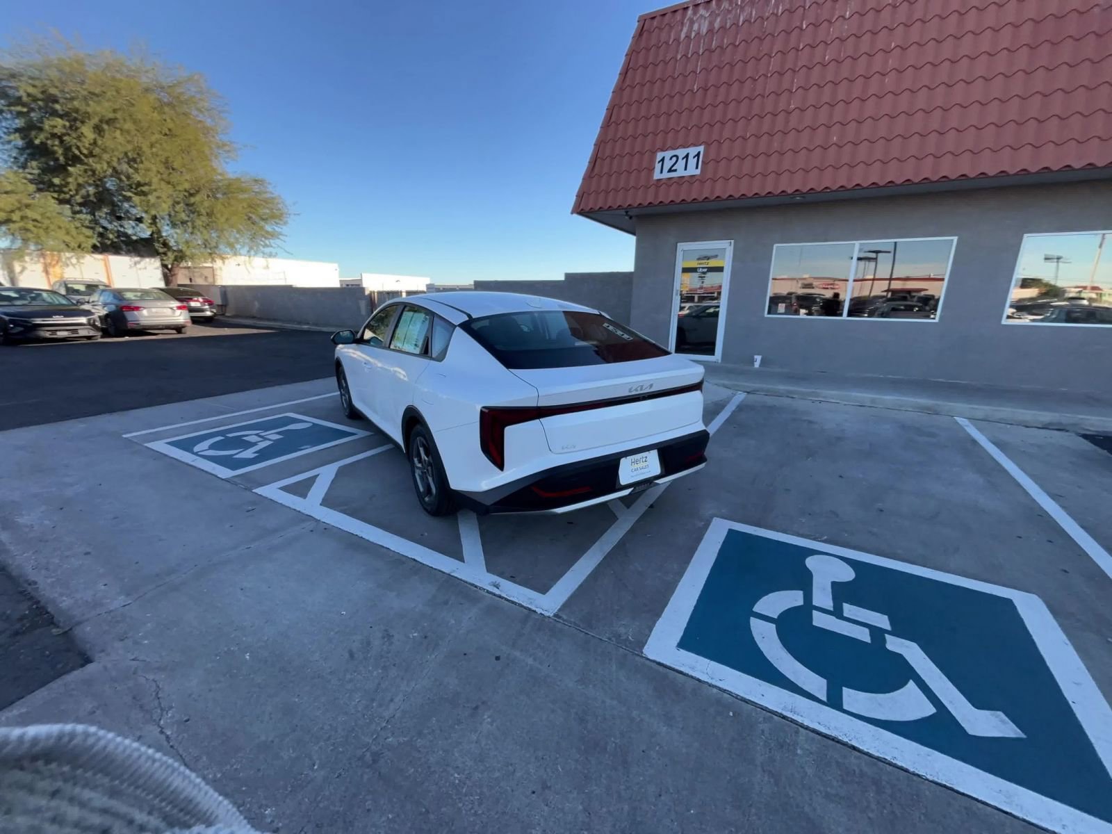 Thumbnail: 2025 Kia K4 - 16