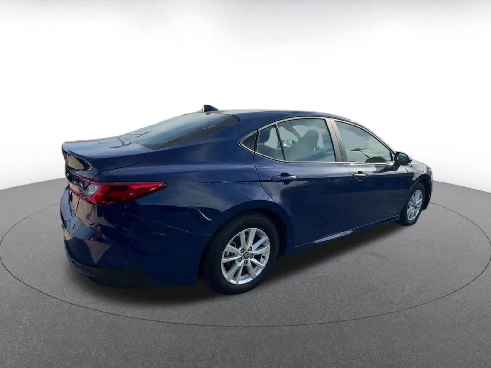 Thumbnail: 2025 Toyota Camry - 14