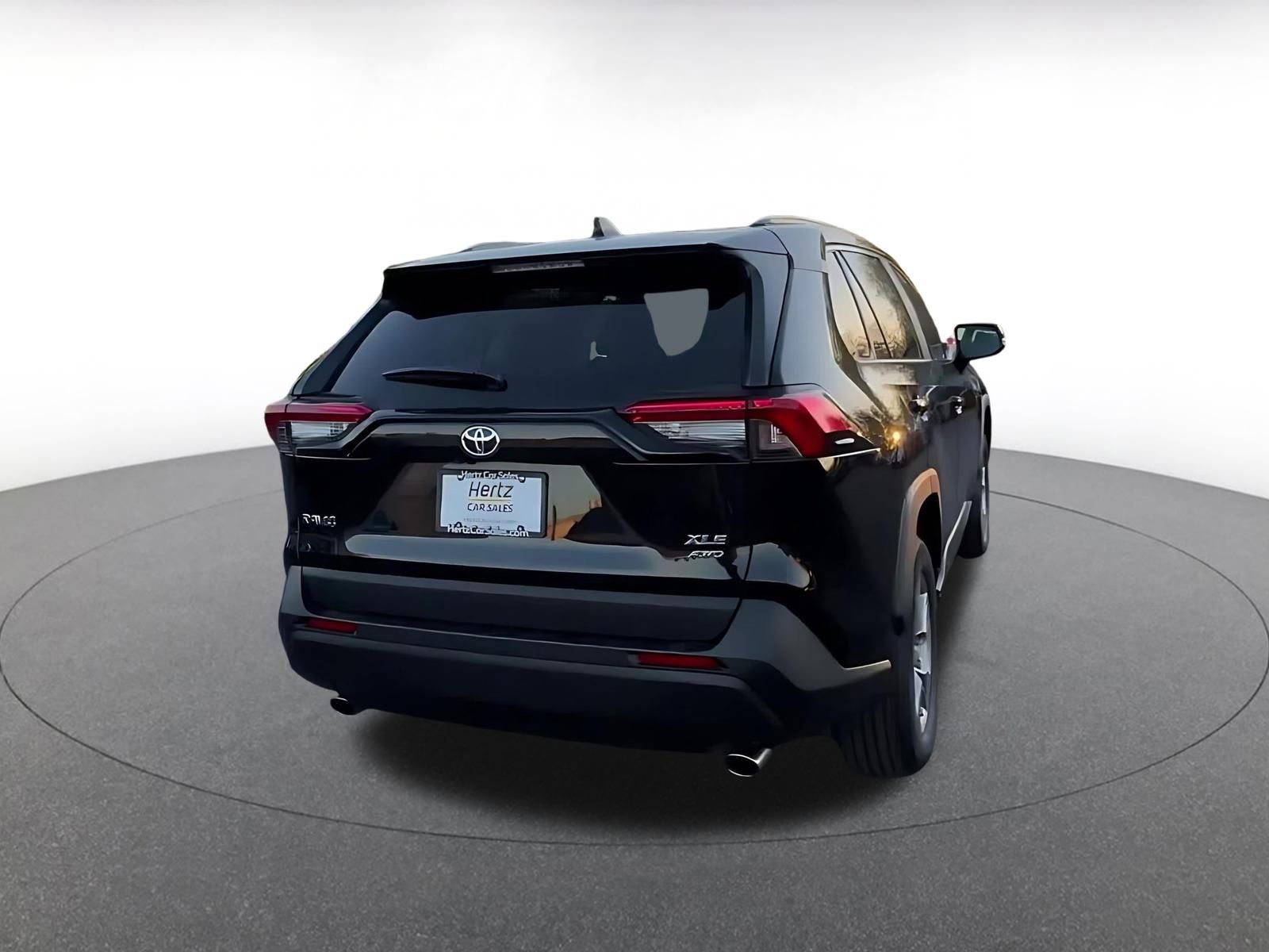 Thumbnail: 2025 Toyota RAV4 - 14