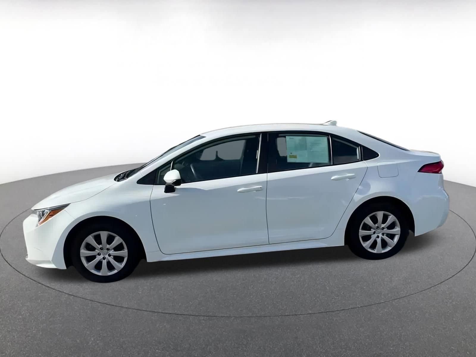 Thumbnail: 2025 Toyota Corolla - 9