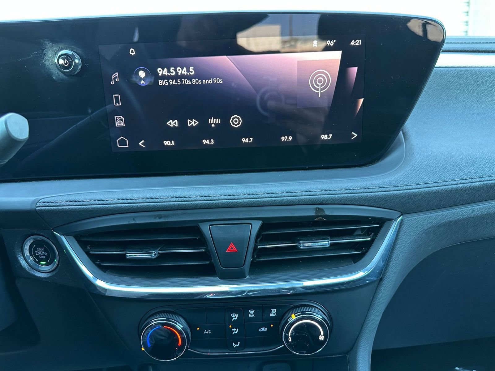 Thumbnail: 2025 Buick Encore GX - 18